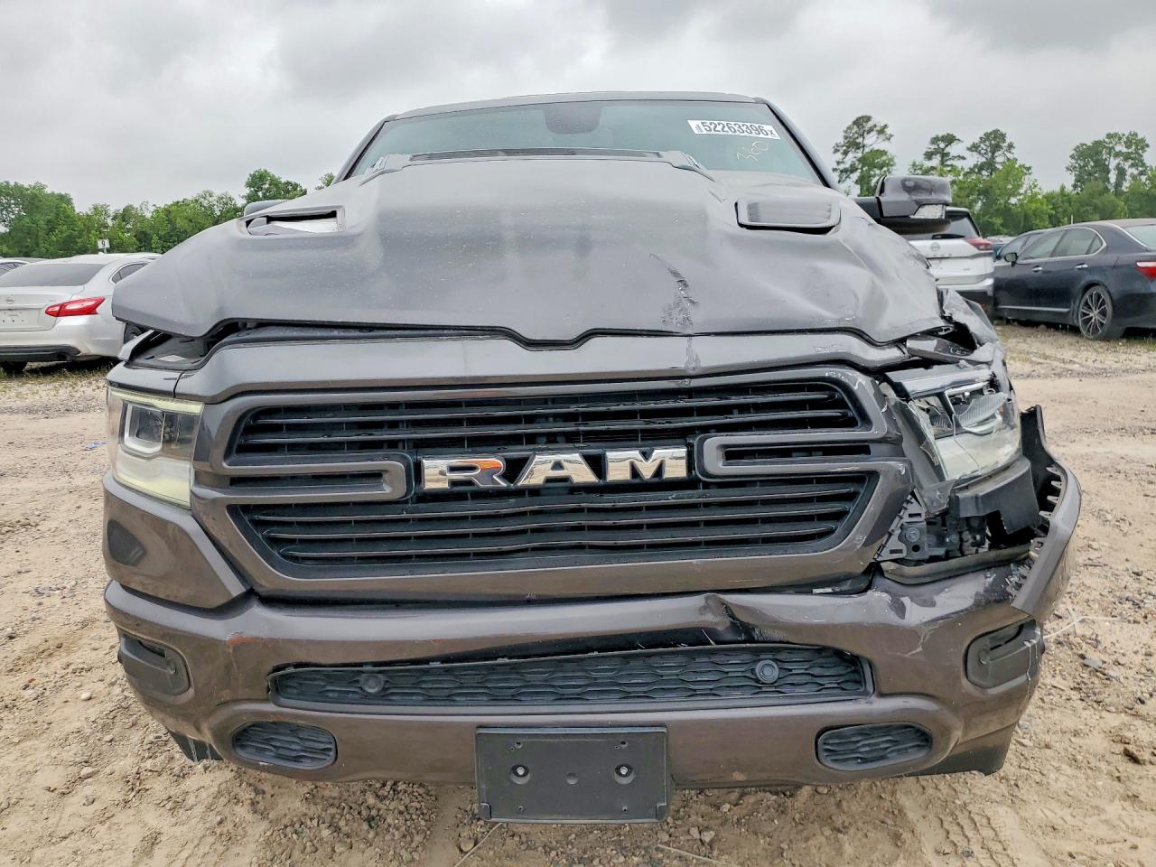 2020 Ram 1500 Laramie Серый vin: 1C6RREJT0LN193204