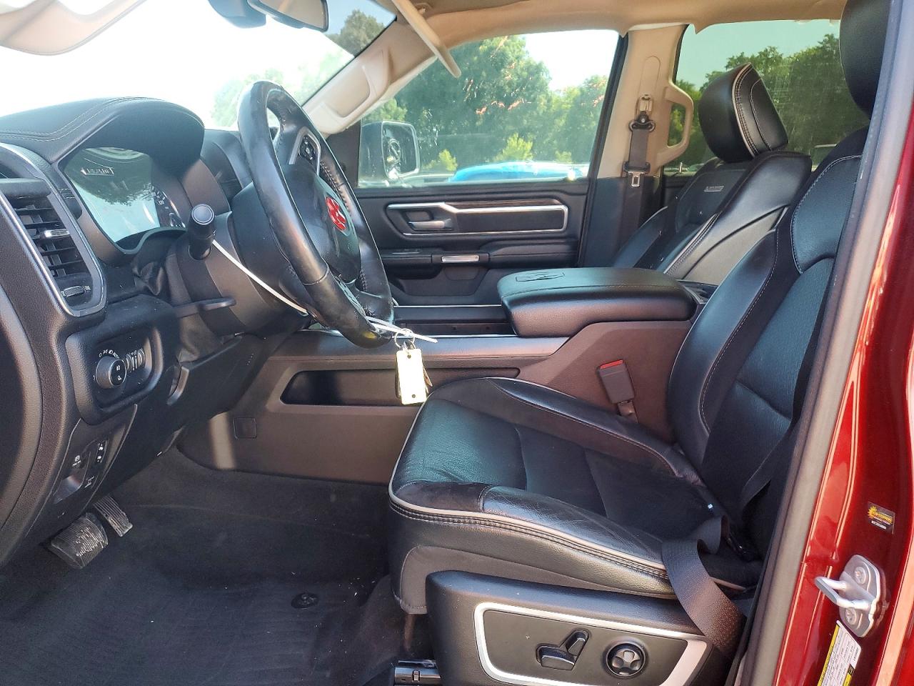 2020 Ram 1500 Laramie Red vin: 1C6RREJT0LN239050