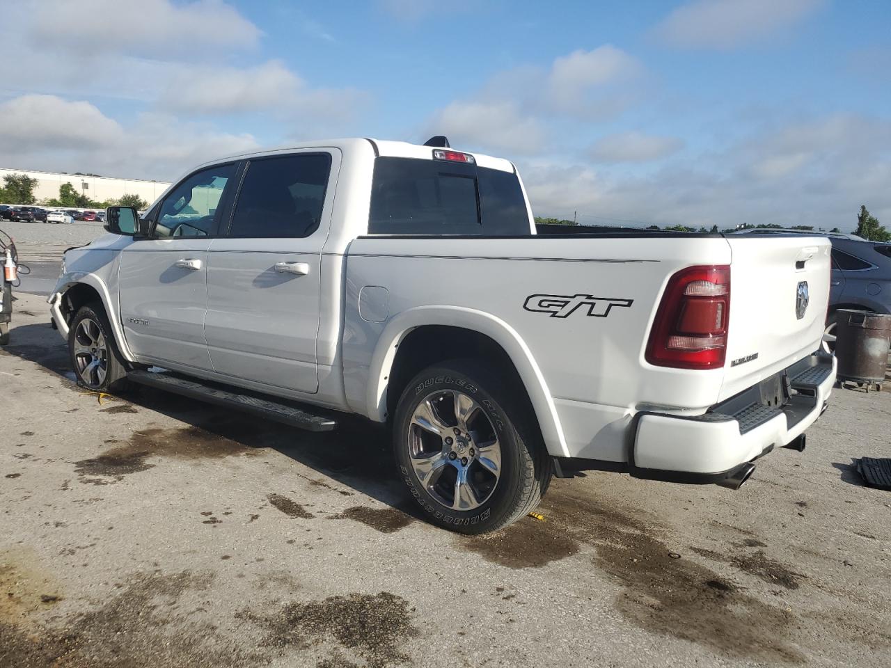 2022 Ram 1500 Laramie Белый vin: 1C6RREJT6NN217993