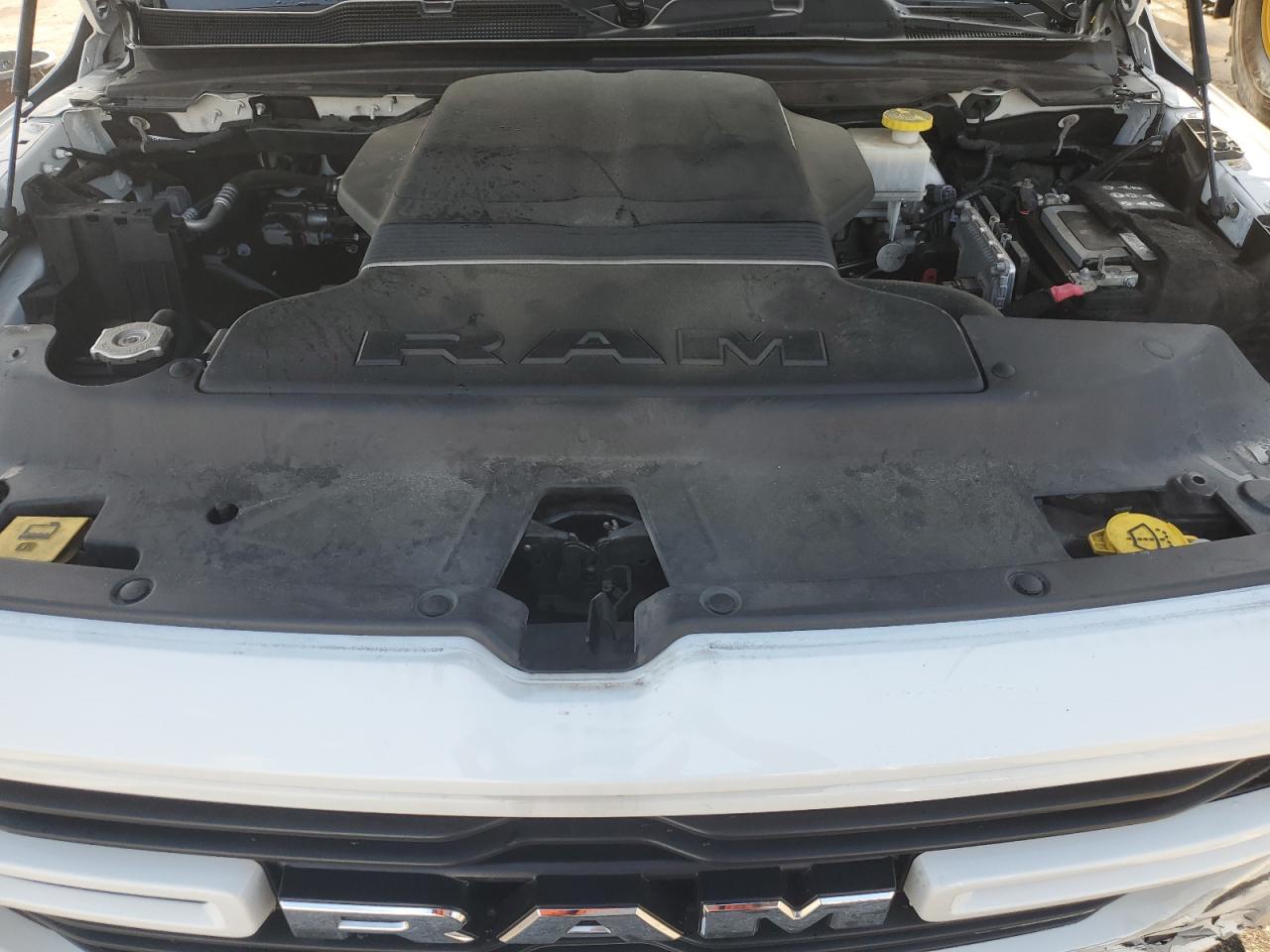 2022 Ram 1500 Laramie Белый vin: 1C6RREJT6NN217993