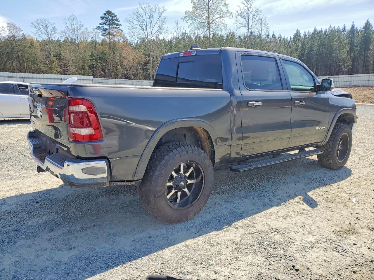 2020 Ram 1500 Laramie Charcoal vin: 1C6RREJT7LN390564
