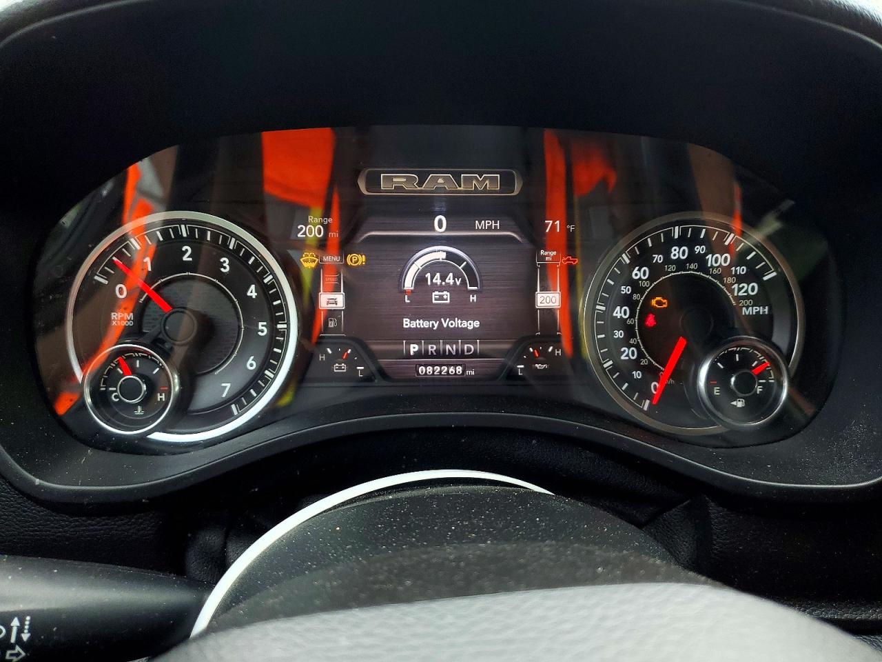 2020 Ram 1500 Laramie Charcoal vin: 1C6RREJT7LN390564