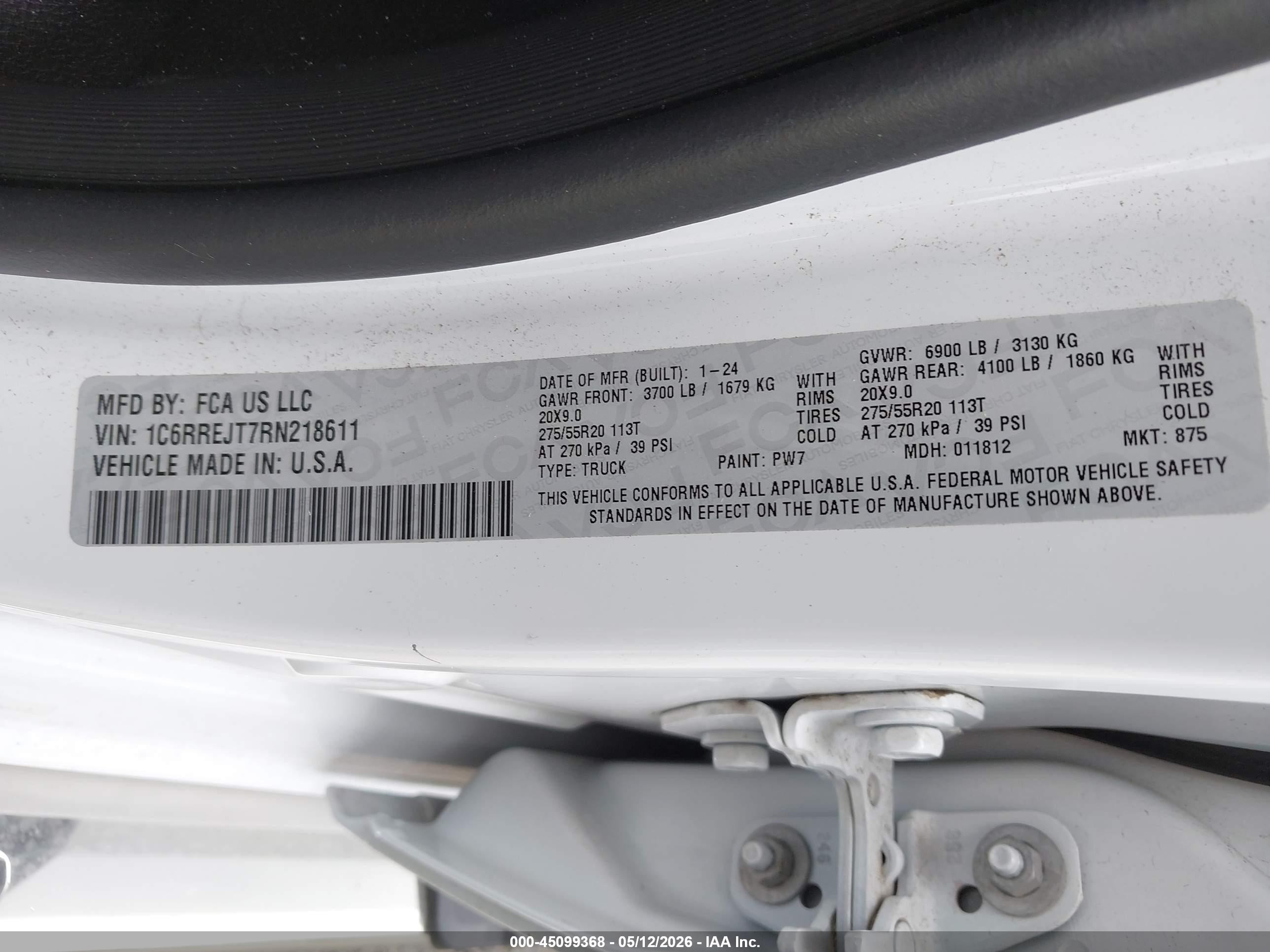 2024 Ram 1500   White vin: 1C6RREJT7RN218611
