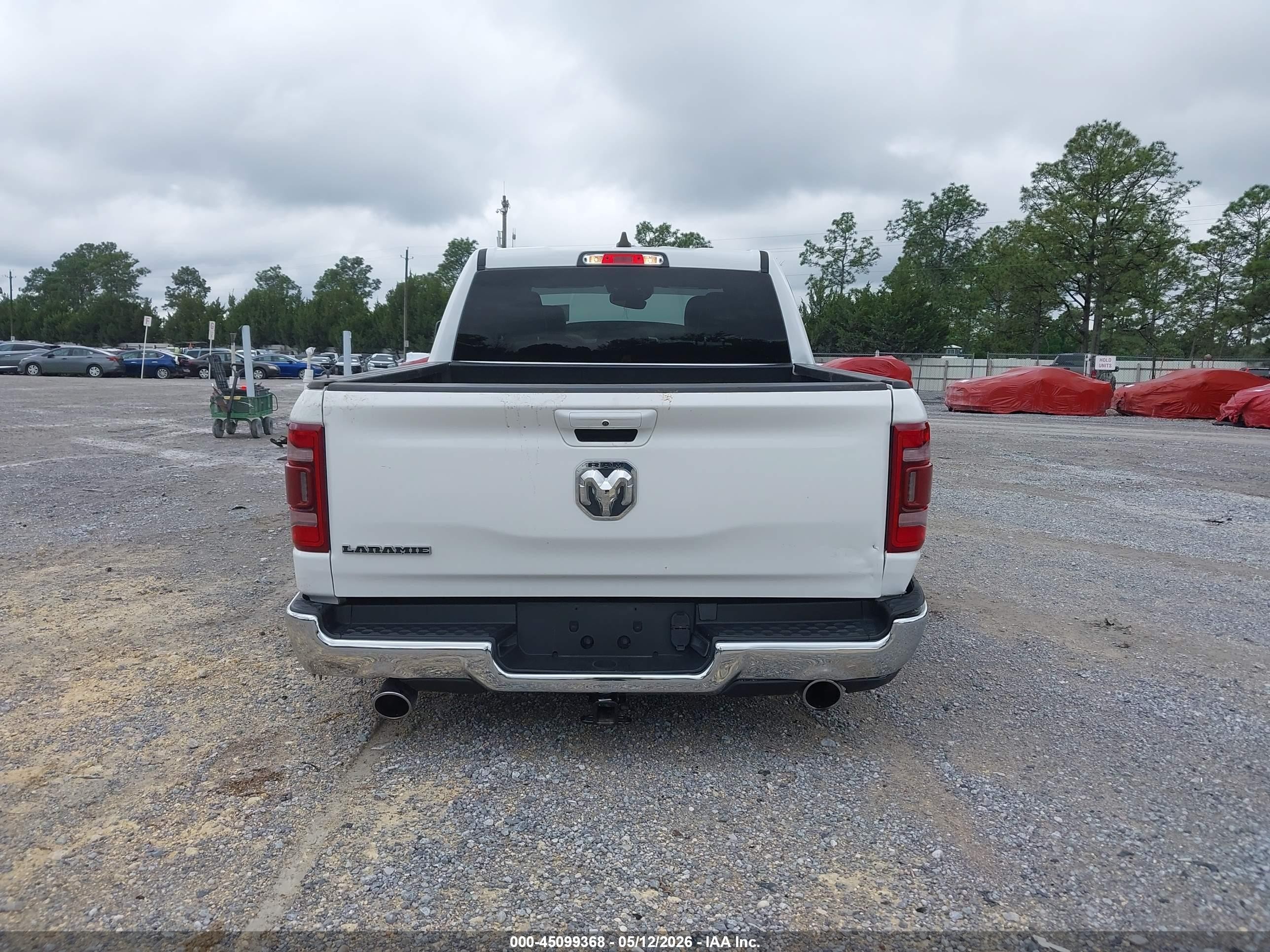 2024 Ram 1500   White vin: 1C6RREJT7RN218611