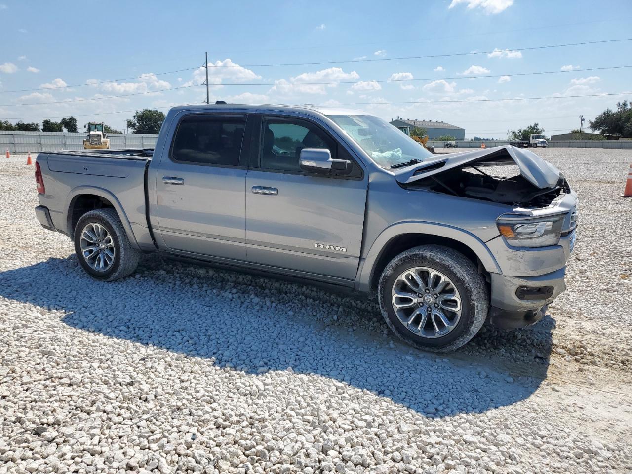 2022 Ram 1500 Laramie Silver vin: 1C6RREJT8NN291609