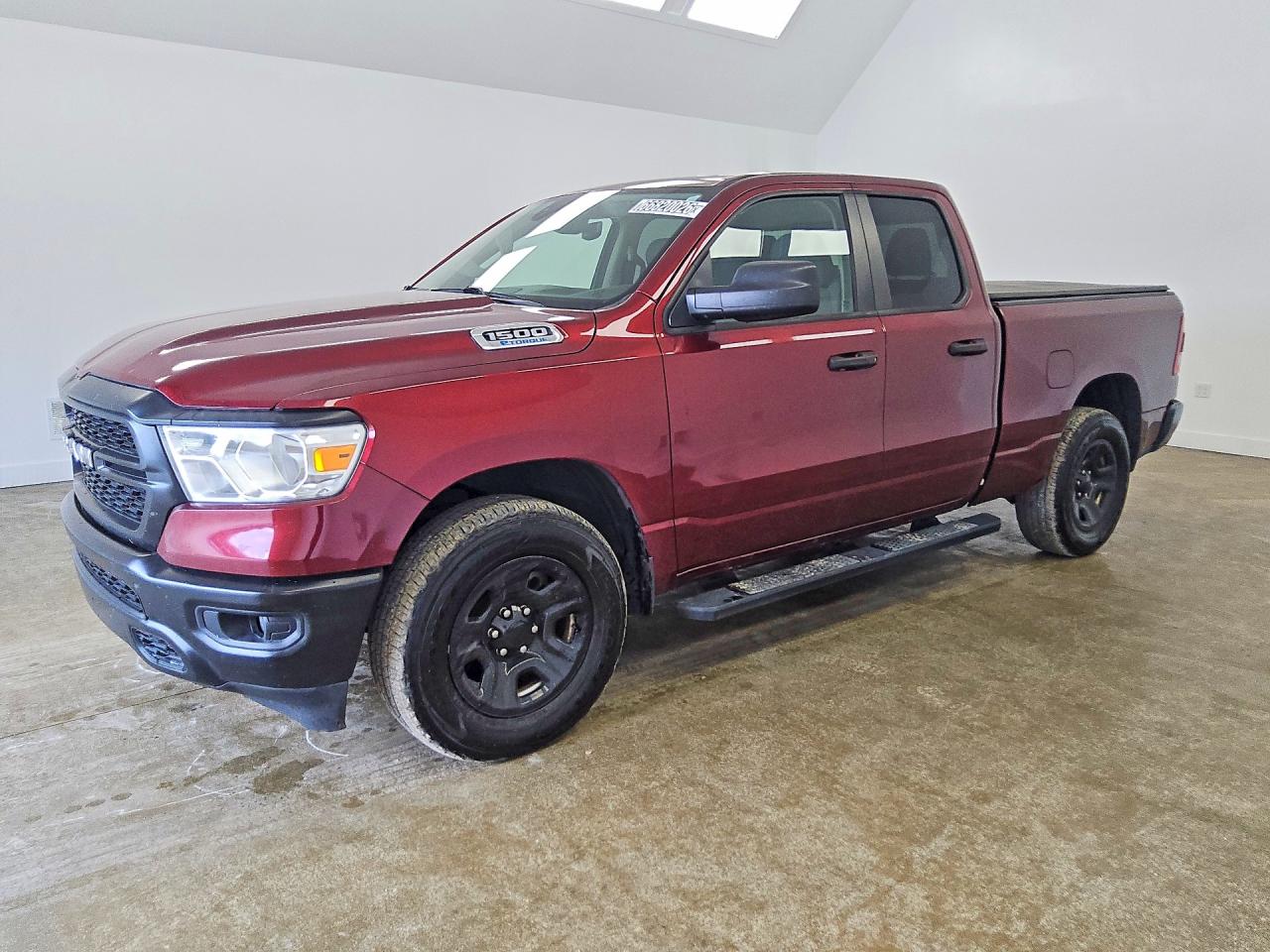 2021 Ram 1500 Tradesman Burgundy vin: 1C6RRFCG3MN714455