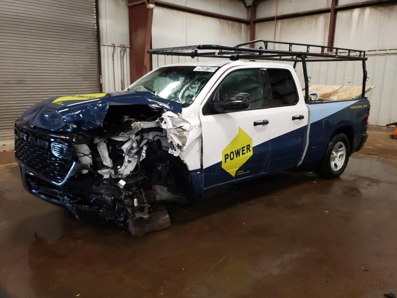2025 Ram 1500 Tradesman Белый vin: 1C6RRFCG8SN696998 Damage: Left Head Lamp, Broken, Replacement Required
