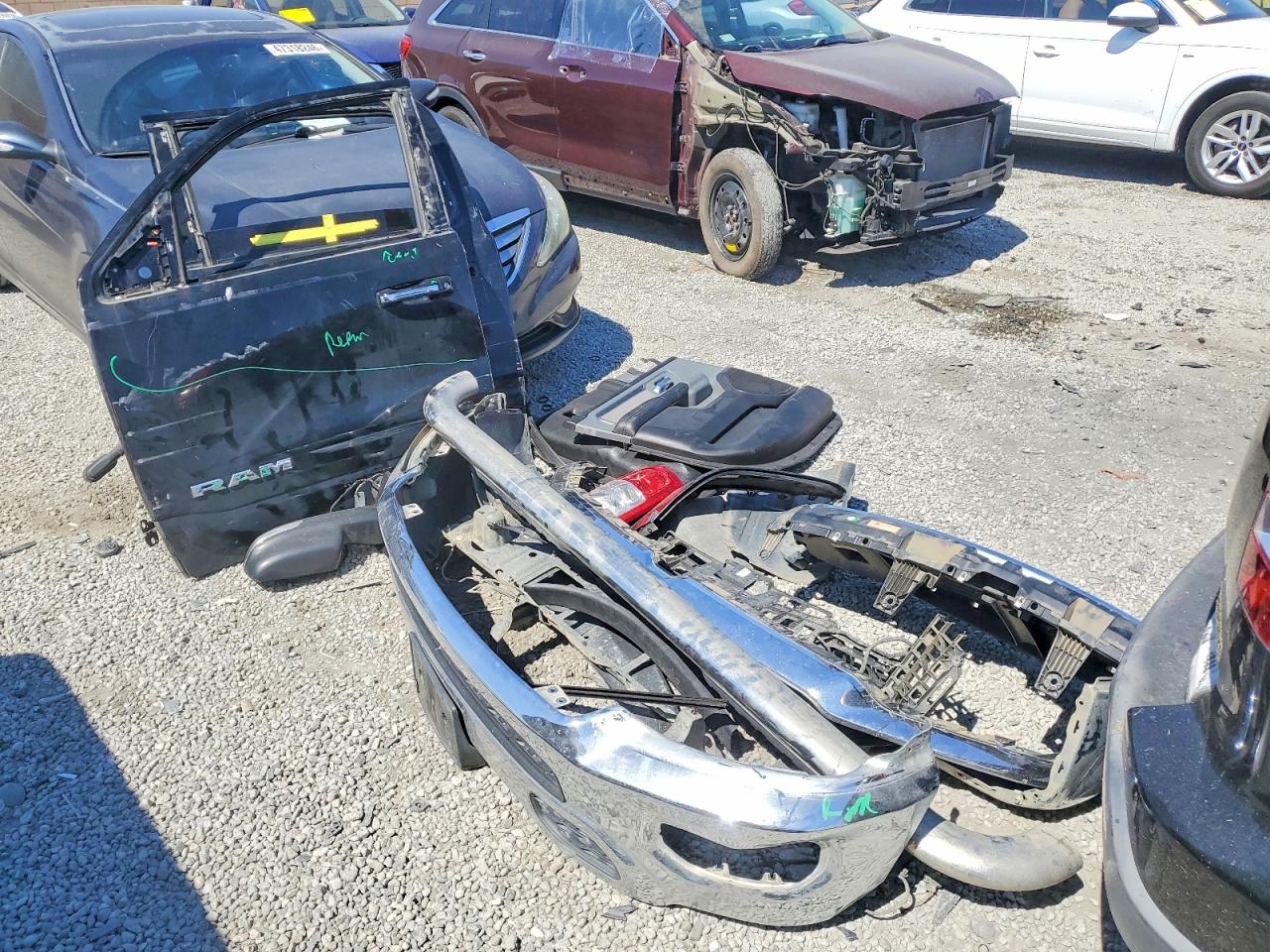 2019 Ram 1500 Big Horn Black vin: 1C6RRFFG0KN743968