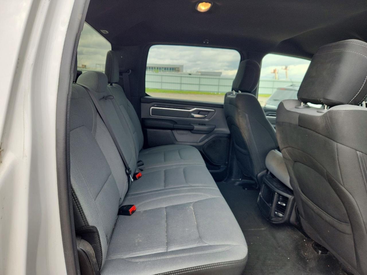 2021 Ram 1500 Big Horn White vin: 1C6RRFFG3MN573446