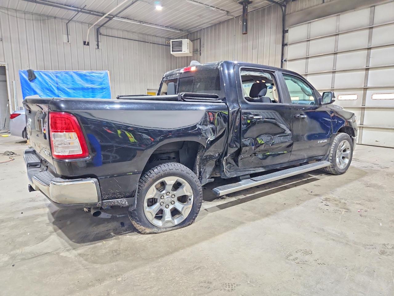 2019 Ram 1500 Big Horn Black vin: 1C6RRFFG4KN820972