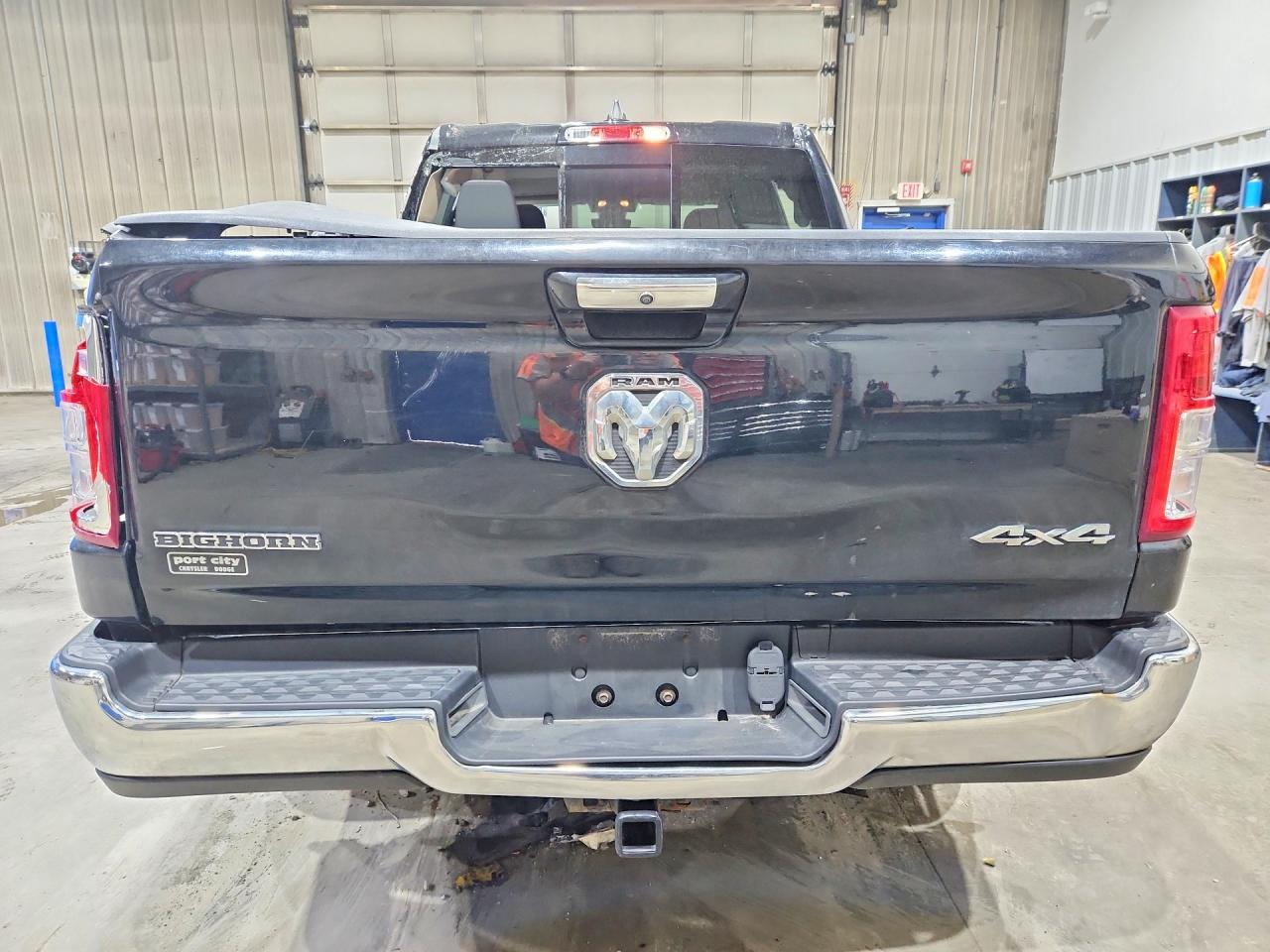 2019 Ram 1500 Big Horn Black vin: 1C6RRFFG4KN820972