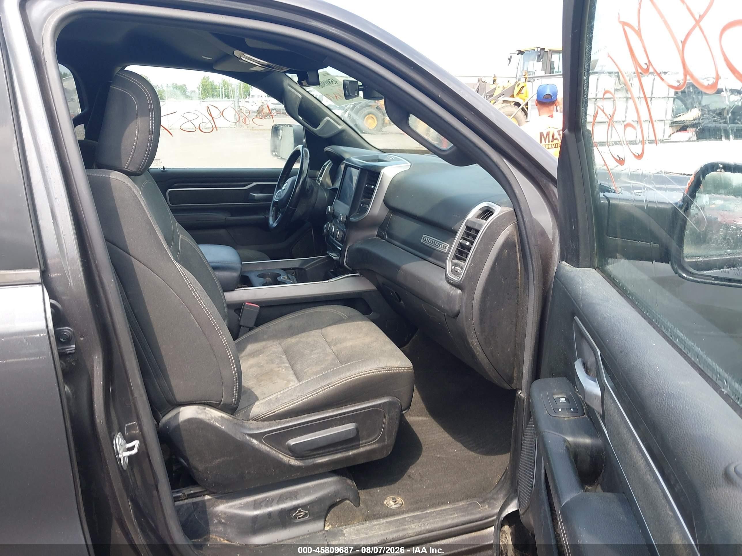 2020 Ram 1500 Big Horn  4x4 5'7 Box Gray vin: 1C6RRFFG8LN101922