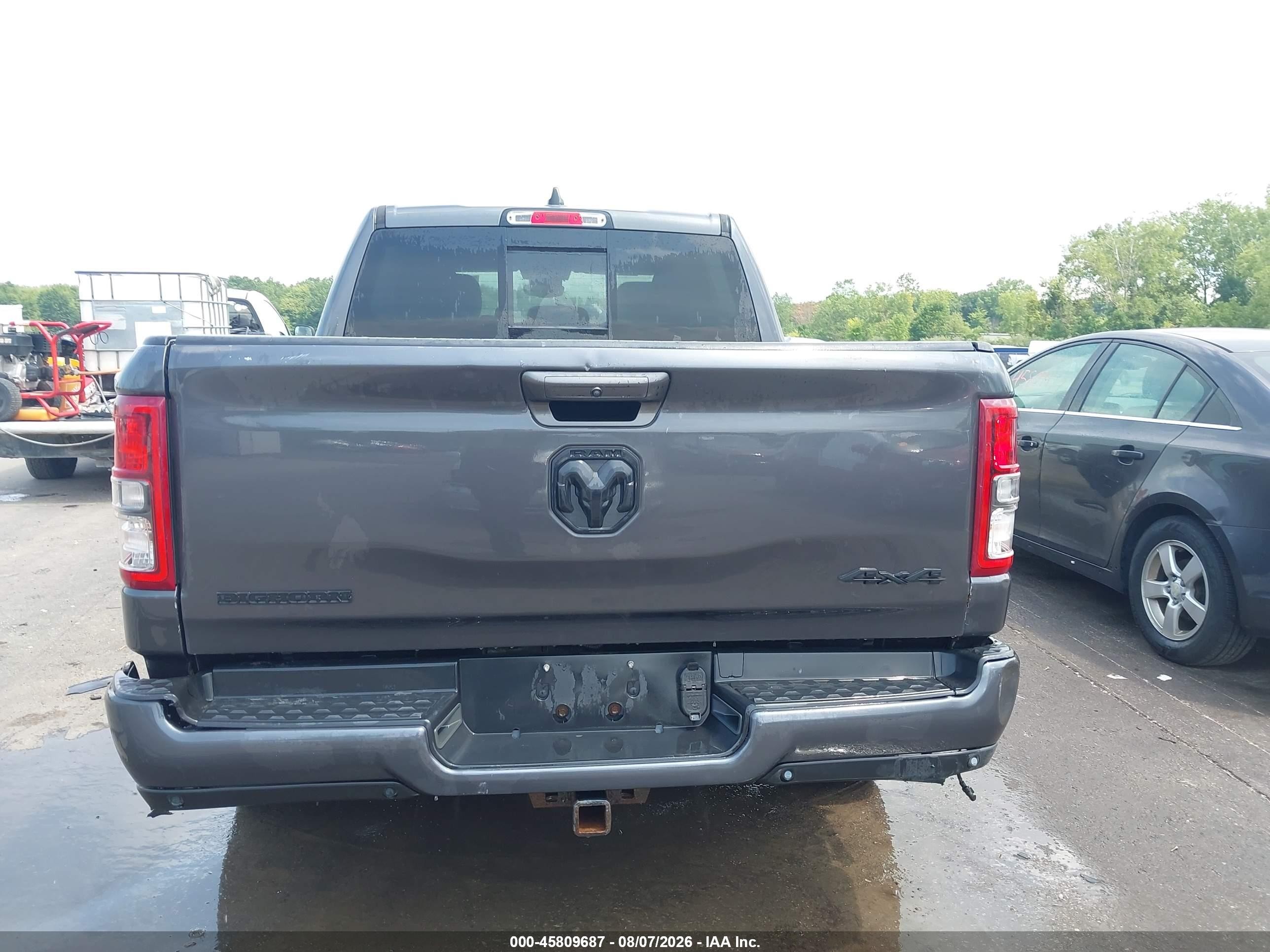 2020 Ram 1500 Big Horn  4x4 5'7 Box Gray vin: 1C6RRFFG8LN101922