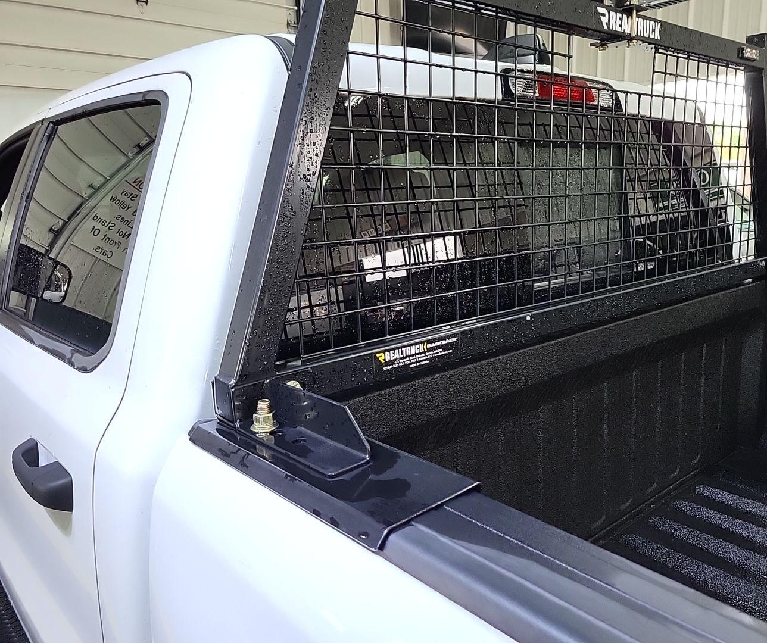 2024 Ram 1500 Tradesman  4x4 5'7 Box vin: 1C6RRFGG9RN221915