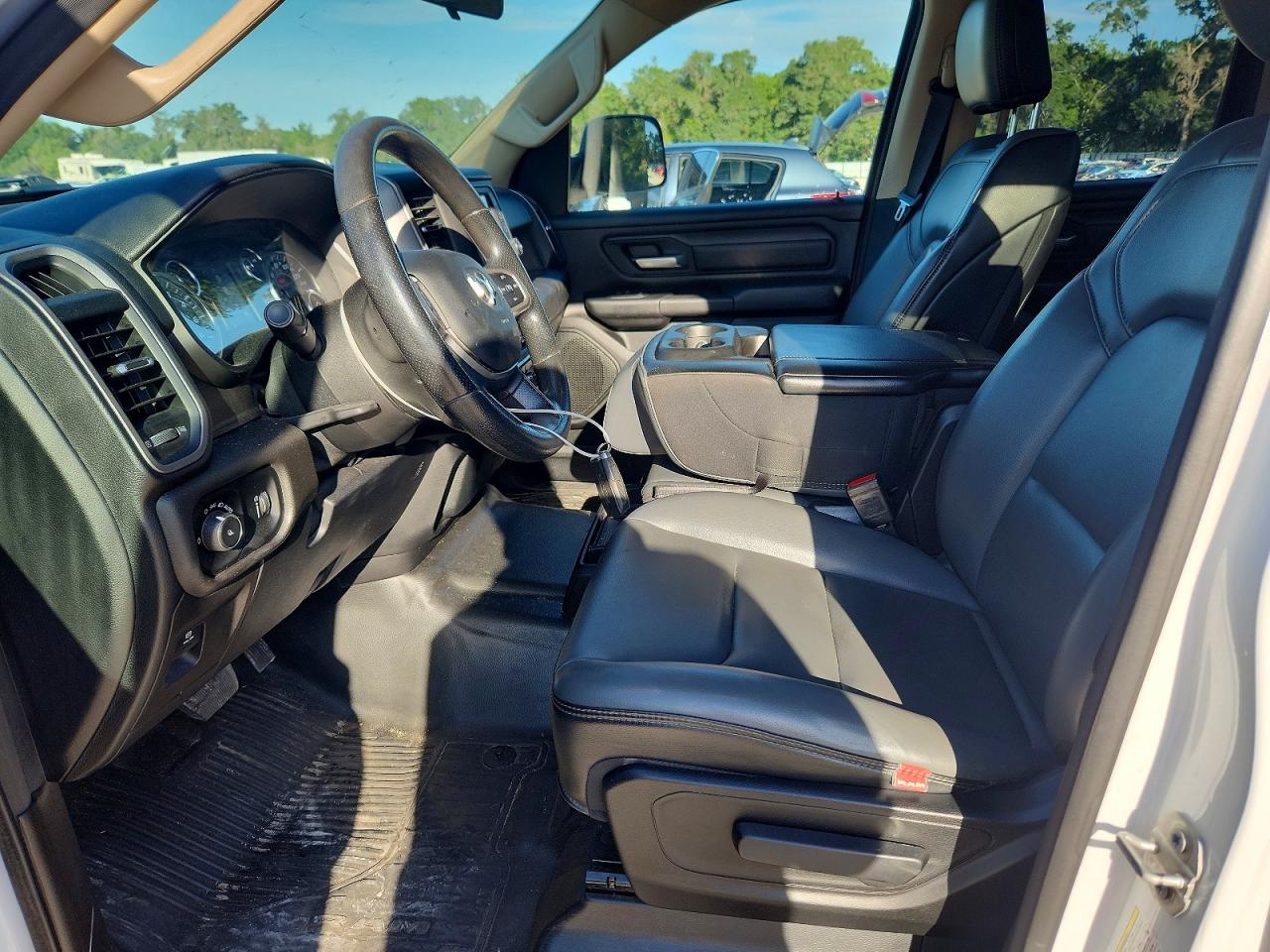 2020 Ram 1500 Tradesman White vin: 1C6SRECGXLN386087