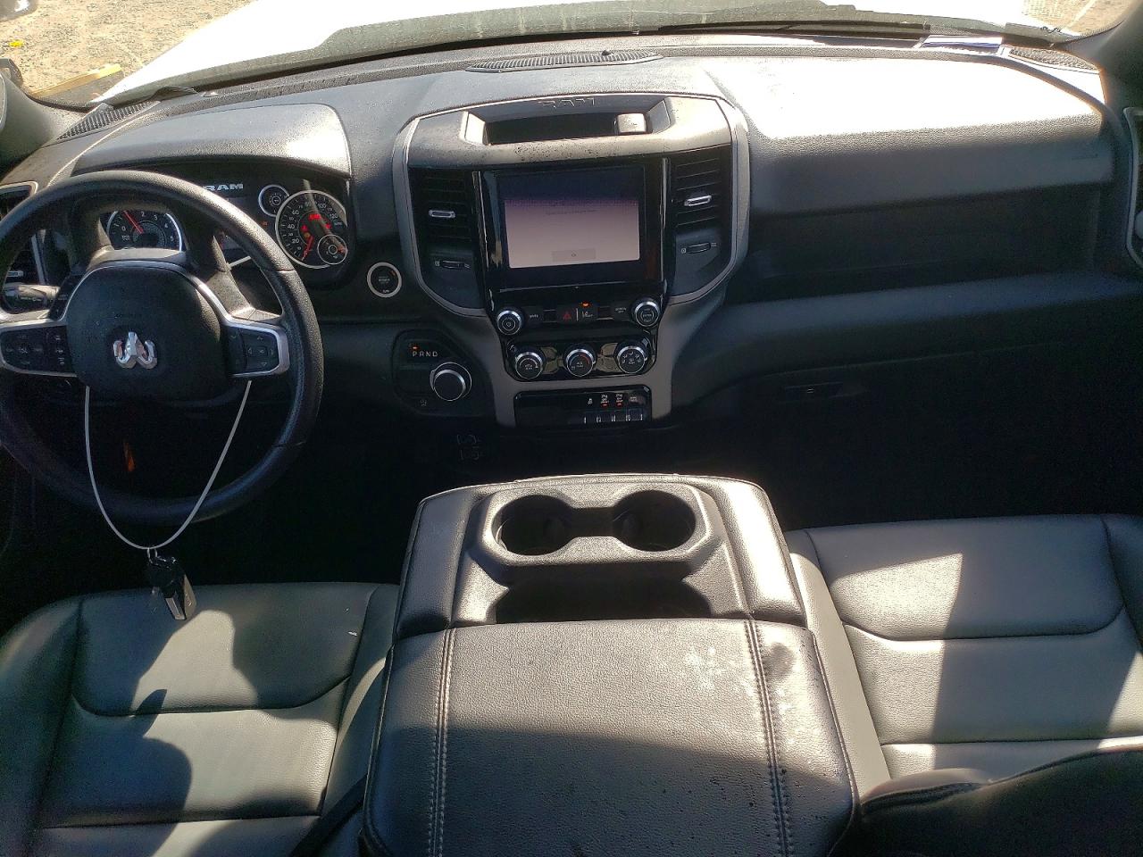 2025 Ram 1500 Tradesman White vin: 1C6SRECGXSN569875