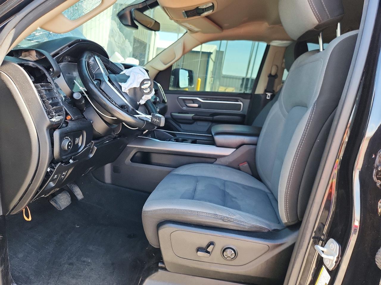 2020 Ram 1500 Big Horn Black vin: 1C6SRFBT0LN192768