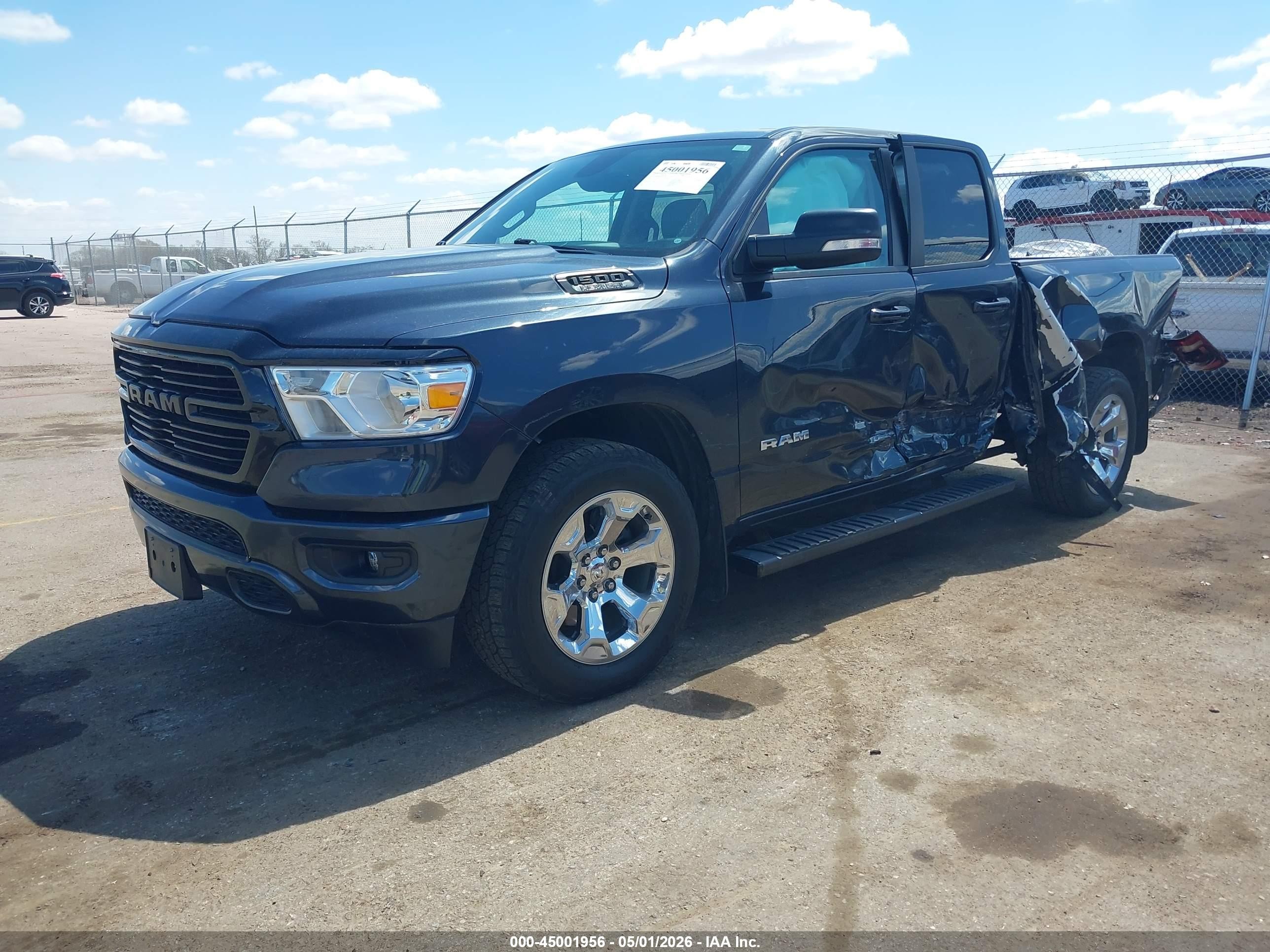 2020 Ram 1500 Big Horn  4x4 6'4 Box Black vin: 1C6SRFBT0LN420316