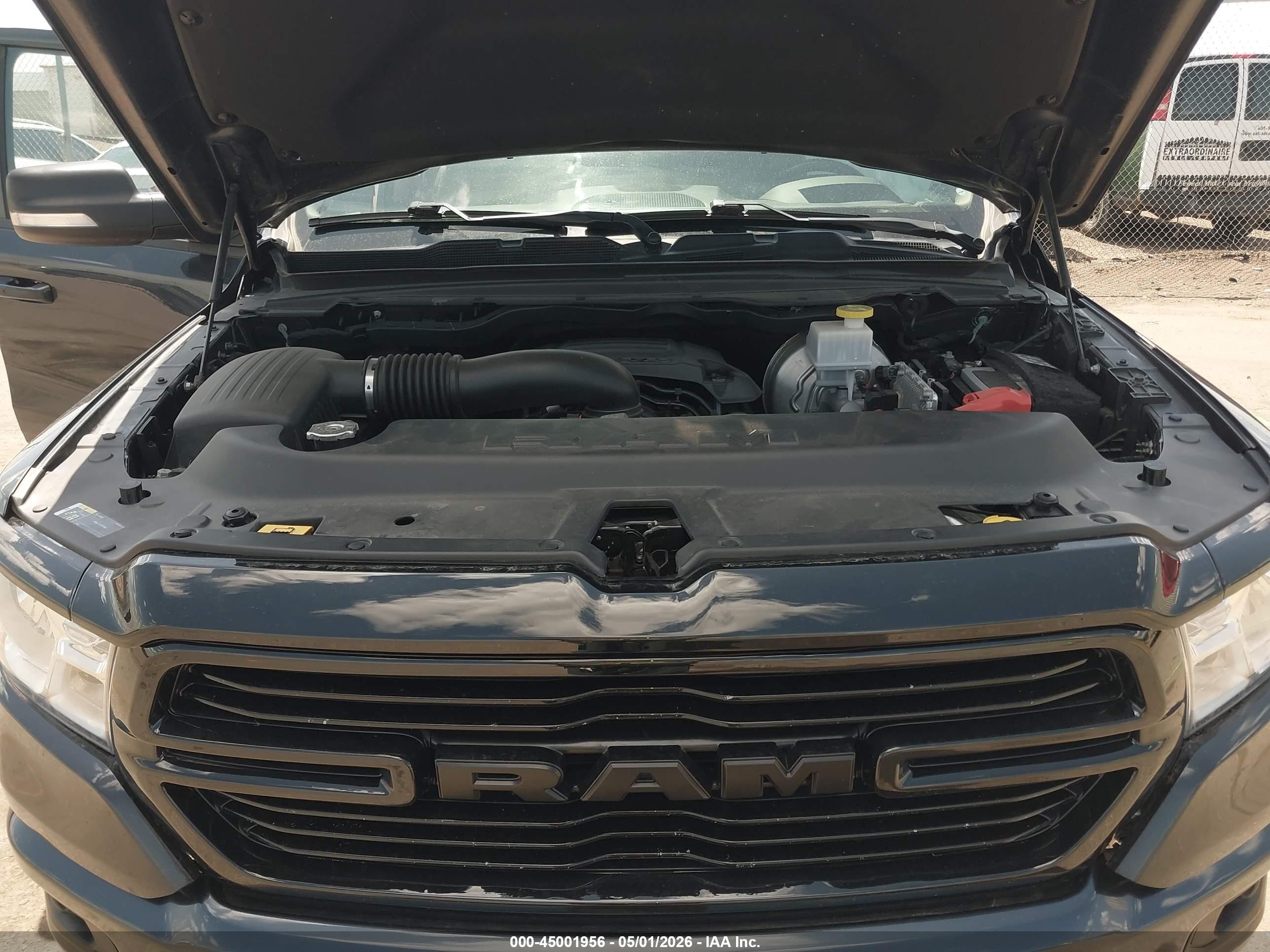 2020 Ram 1500 Big Horn  4x4 6'4 Box Black vin: 1C6SRFBT0LN420316
