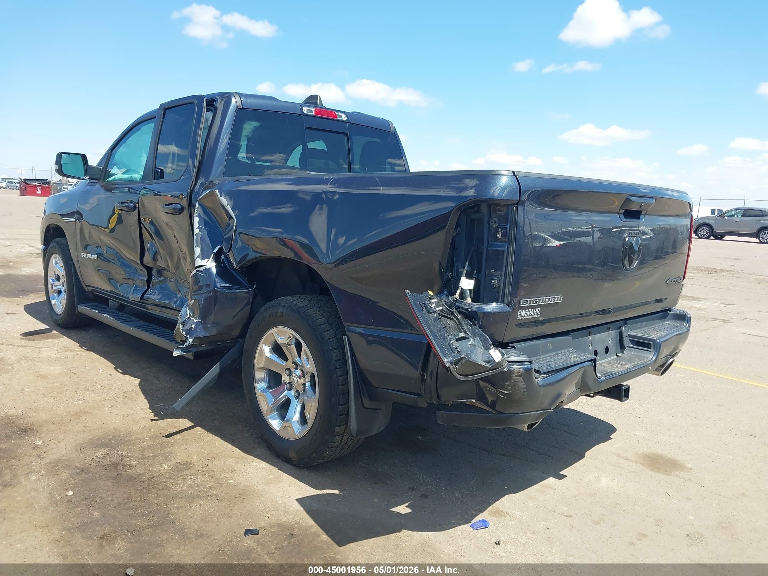 2020 Ram 1500 Big Horn  4x4 6'4 Box Black vin: 1C6SRFBT0LN420316