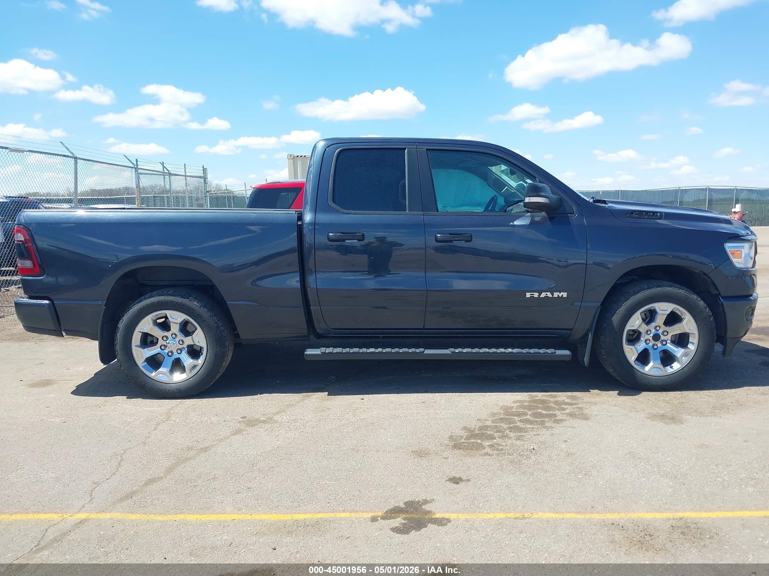 2020 Ram 1500 Big Horn  4x4 6'4 Box Black vin: 1C6SRFBT0LN420316