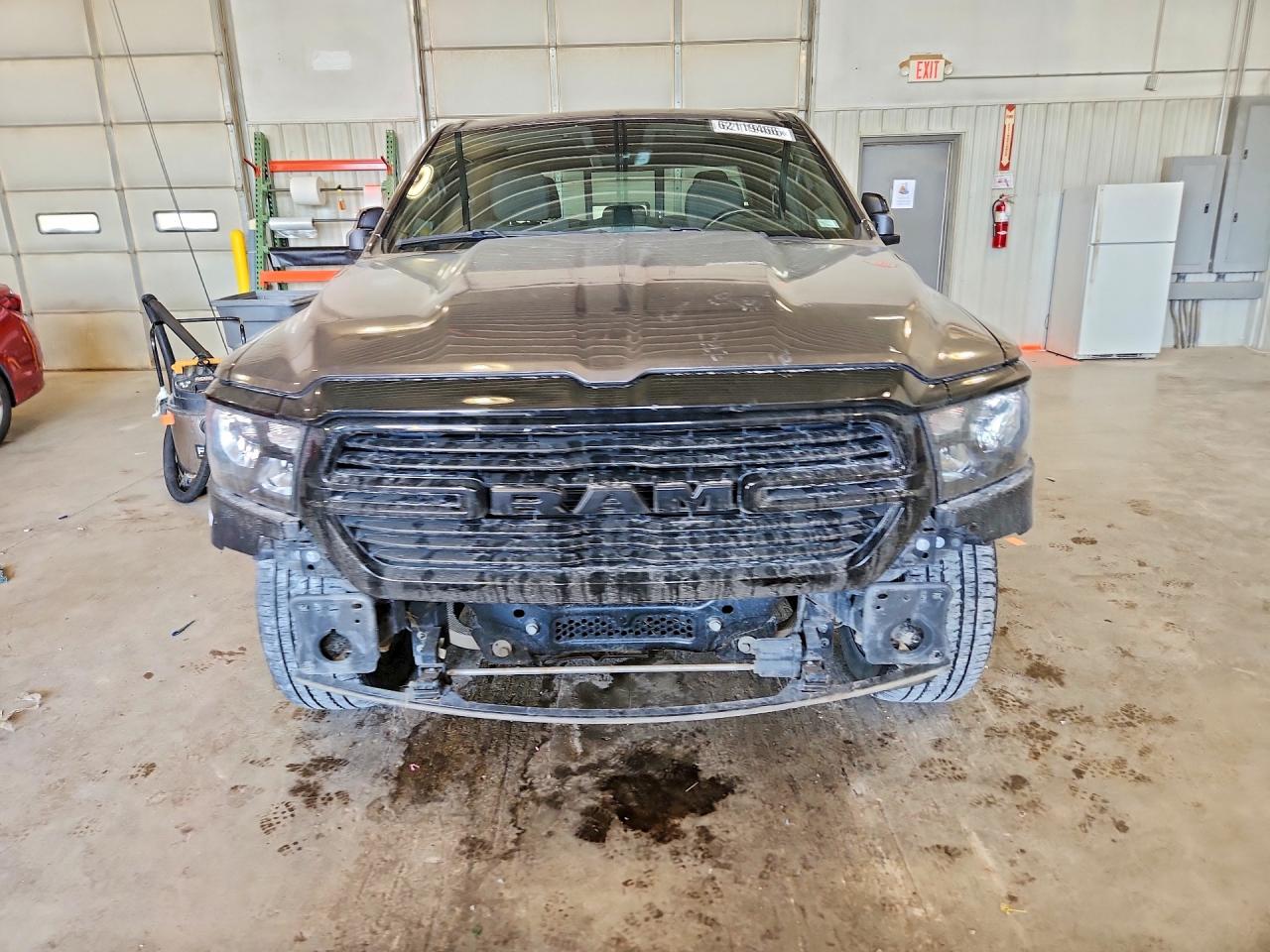 2021 Ram 1500 Big Horn/lone Star Gray vin: 1C6SRFBT1MN823058