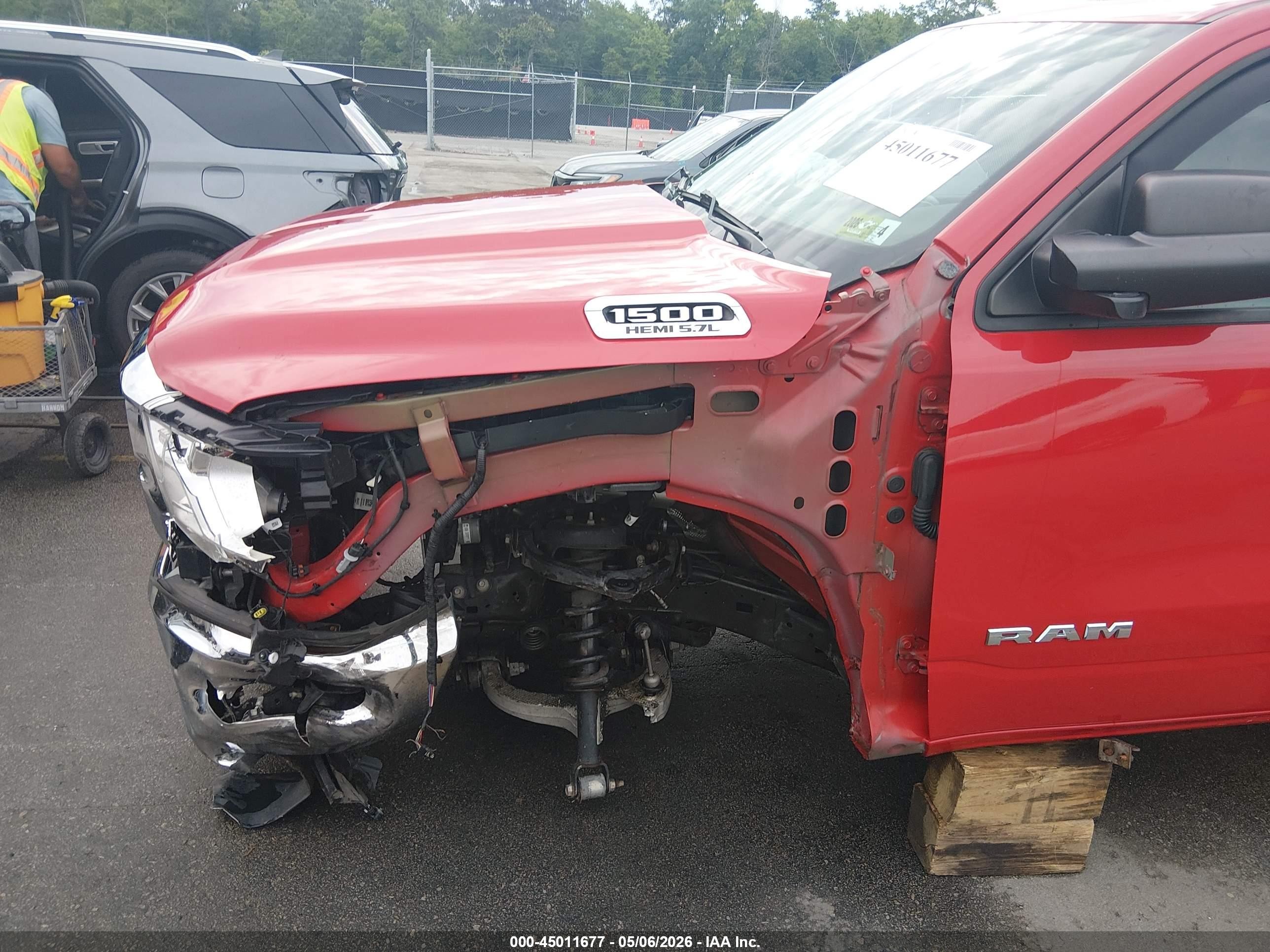 2020 Ram 1500 Big Horn  4x4 6'4 Box Red vin: 1C6SRFBT2LN110099