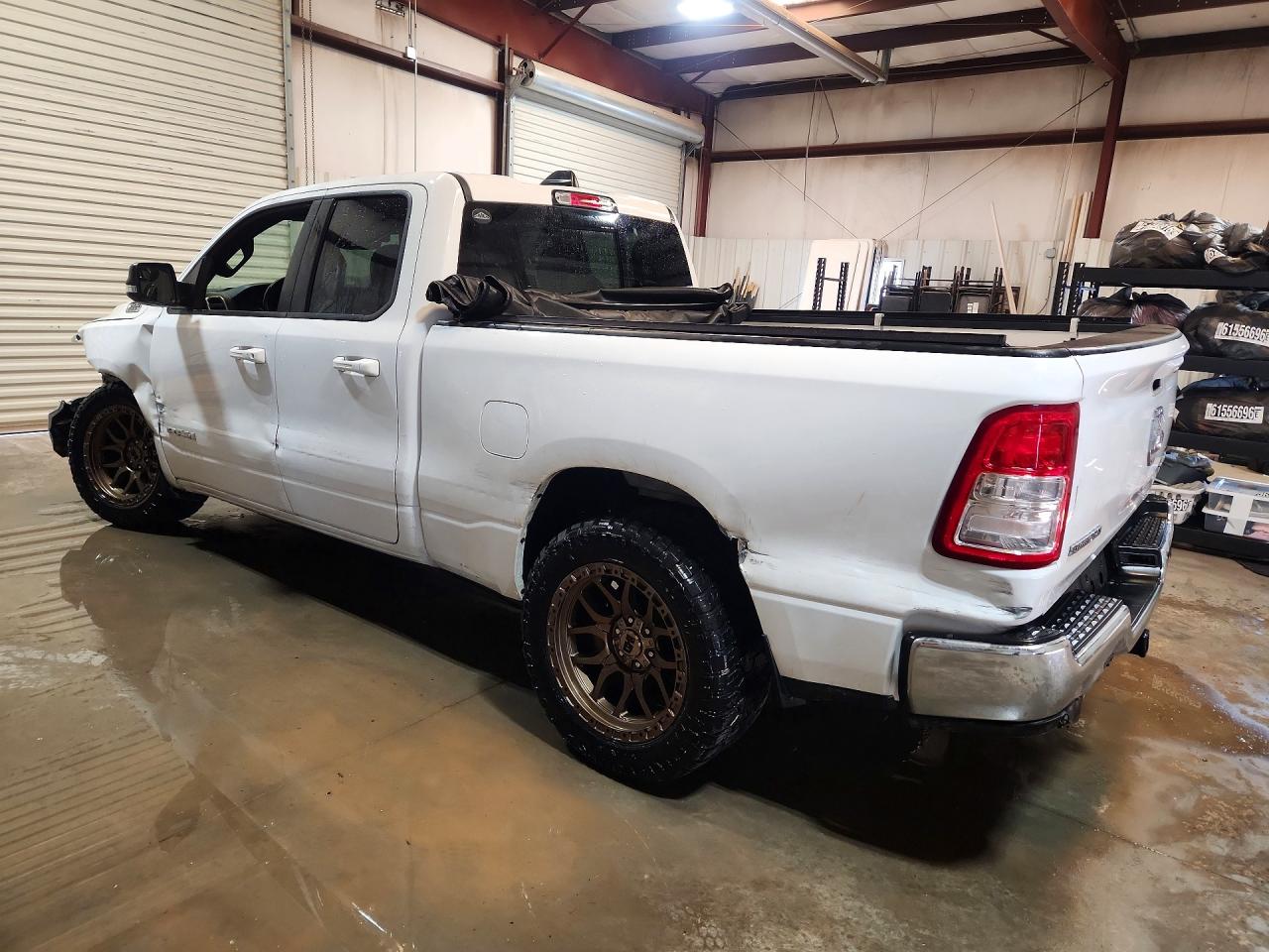 2021 Ram 1500 Big Horn/lone Star Белый vin: 1C6SRFBT8MN692159