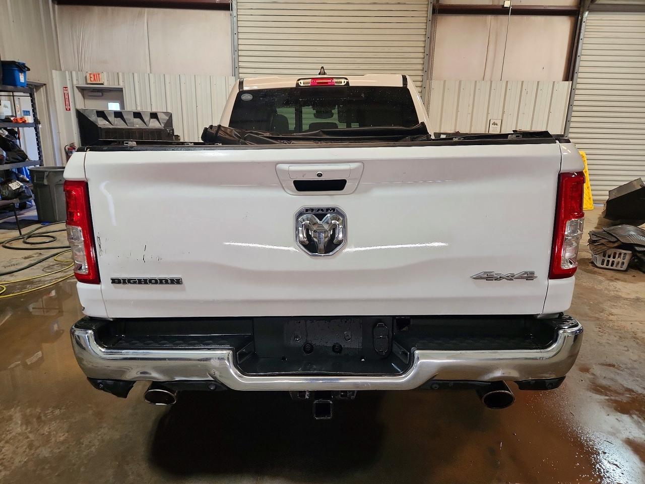 2021 Ram 1500 Big Horn/lone Star Белый vin: 1C6SRFBT8MN692159