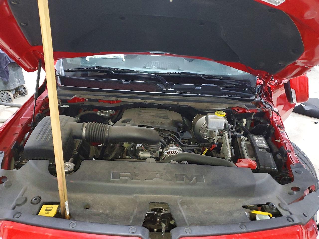 2022 Ram 1500 Big Horn Red vin: 1C6SRFBT8NN182430