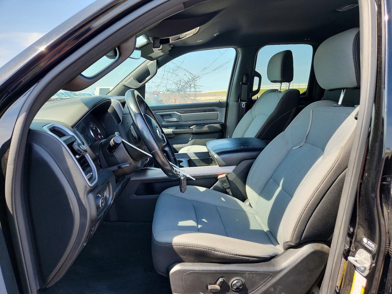 2021 Ram 1500 Big Horn Black vin: 1C6SRFBTXMN700696