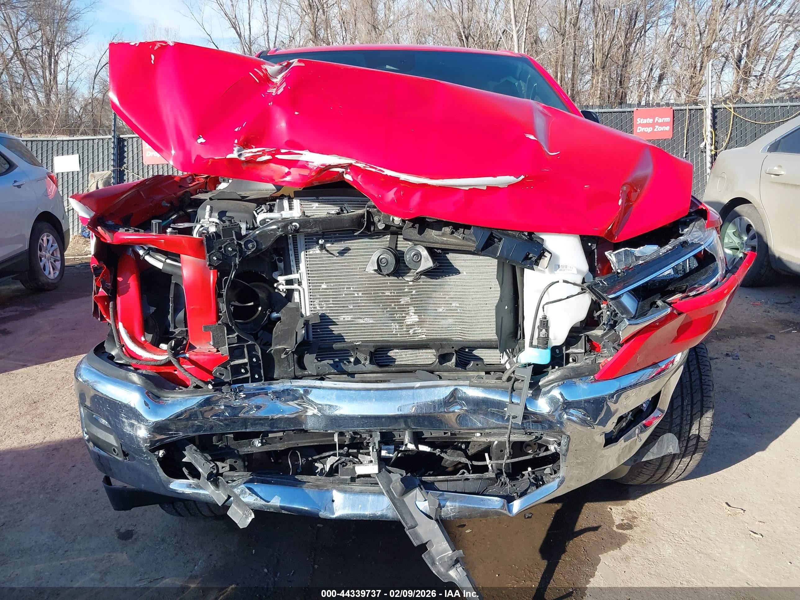 2025 Ram 1500   Red vin: 1C6SRFFP3SN688417
