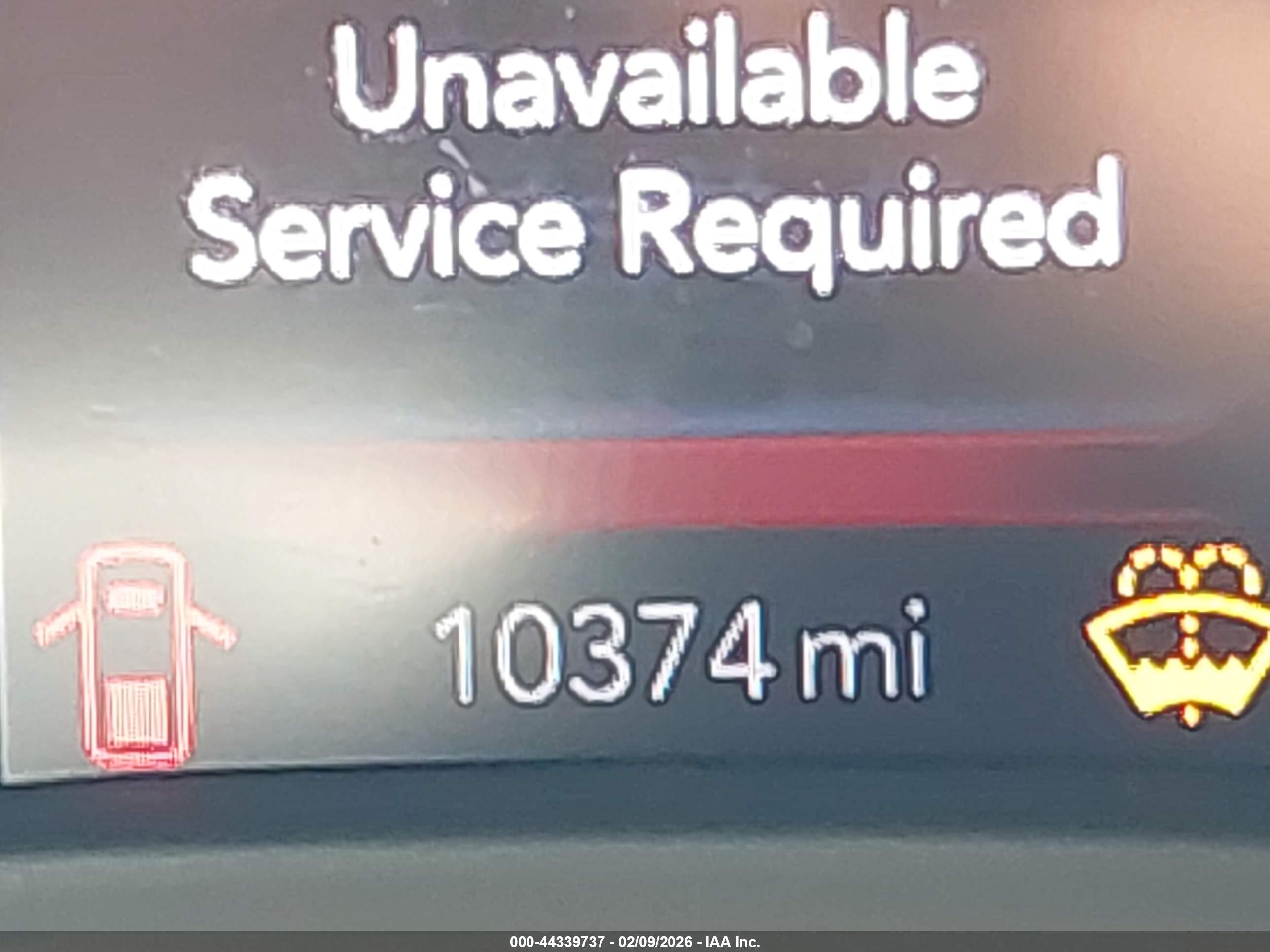 2025 Ram 1500   Red vin: 1C6SRFFP3SN688417