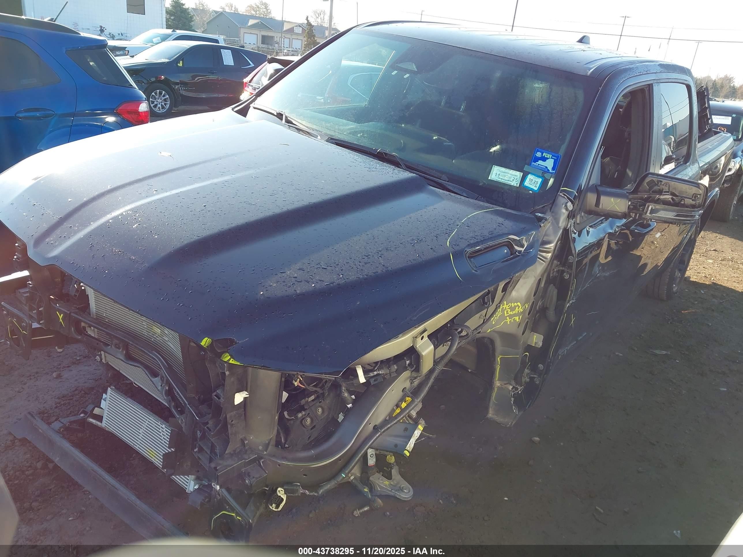 2025 Ram 1500 Big Horn  4x4 5'7 Box Black vin: 1C6SRFFP6SN605692