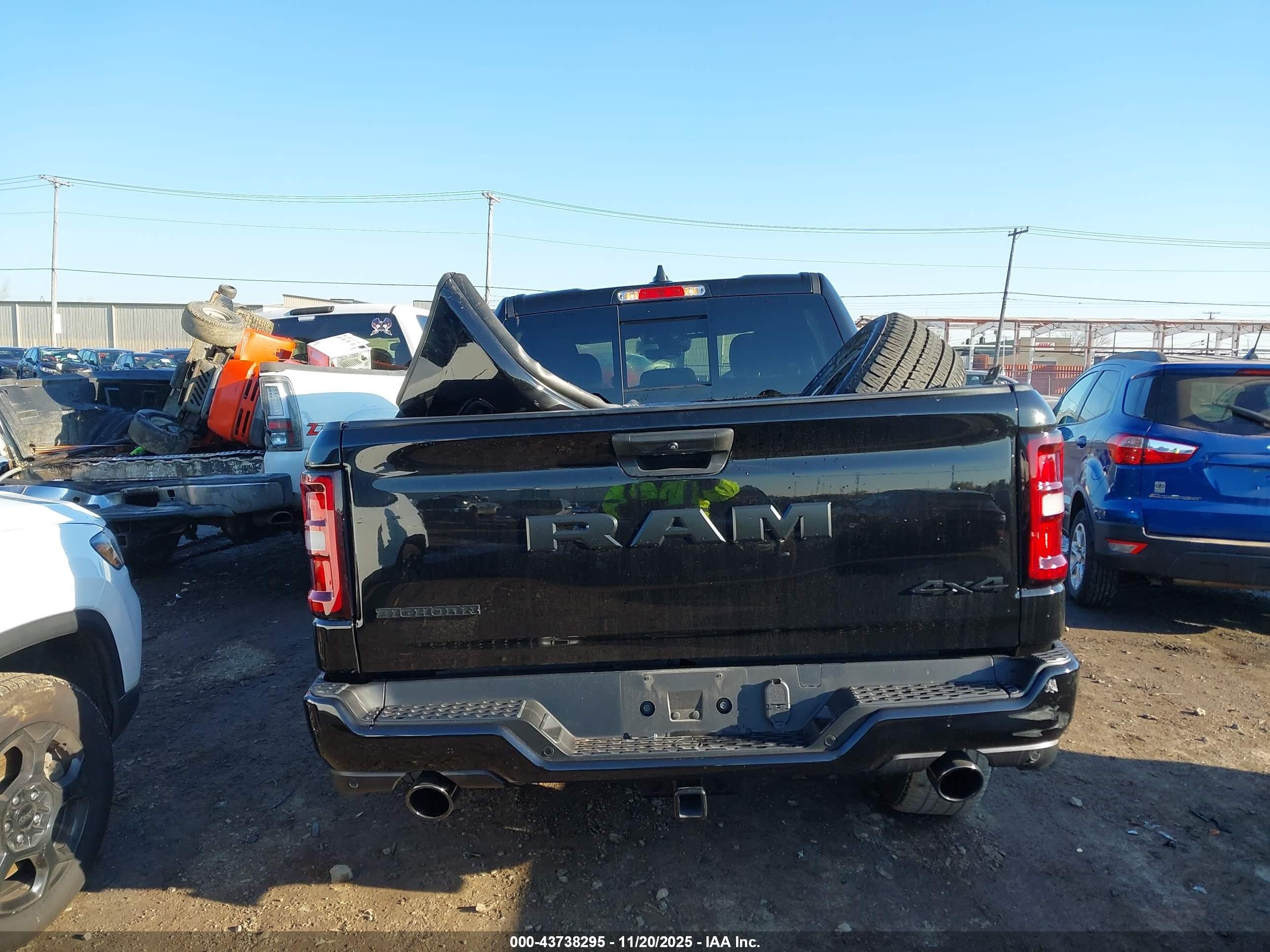 2025 Ram 1500 Big Horn  4x4 5'7 Box Black vin: 1C6SRFFP6SN605692