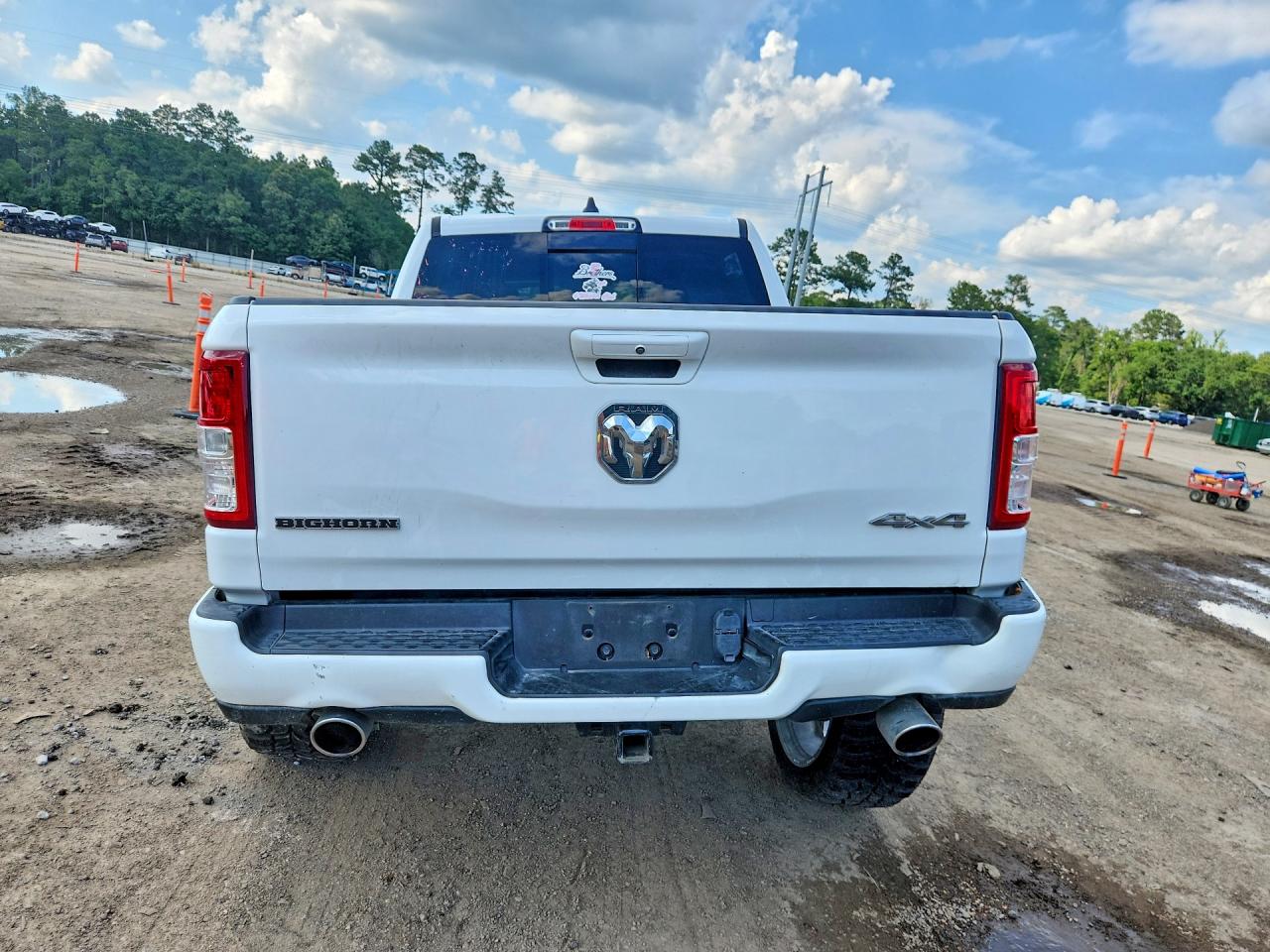 2019 Ram 1500 Big Horn White vin: 1C6SRFFT1KN605709
