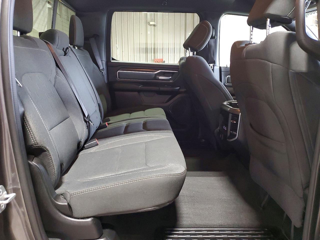 2021 Ram 1500 Big Horn Серый vin: 1C6SRFFT1MN774468