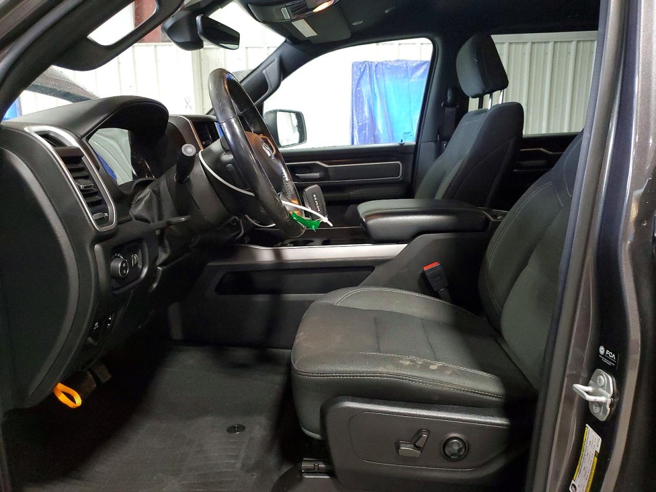 2021 Ram 1500 Big Horn Серый vin: 1C6SRFFT1MN774468