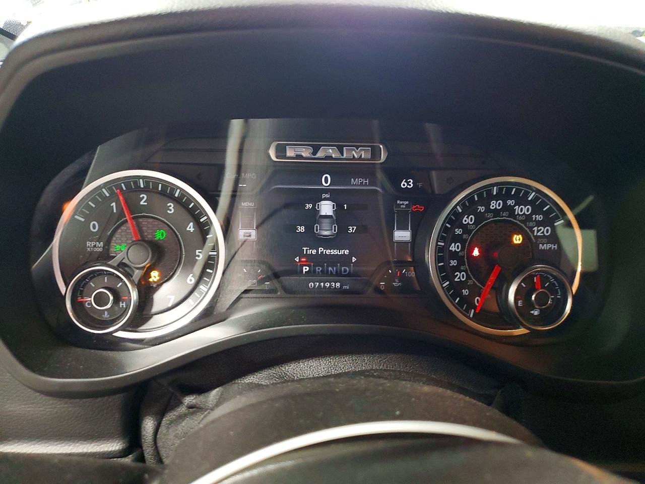 2021 Ram 1500 Big Horn Серый vin: 1C6SRFFT1MN774468