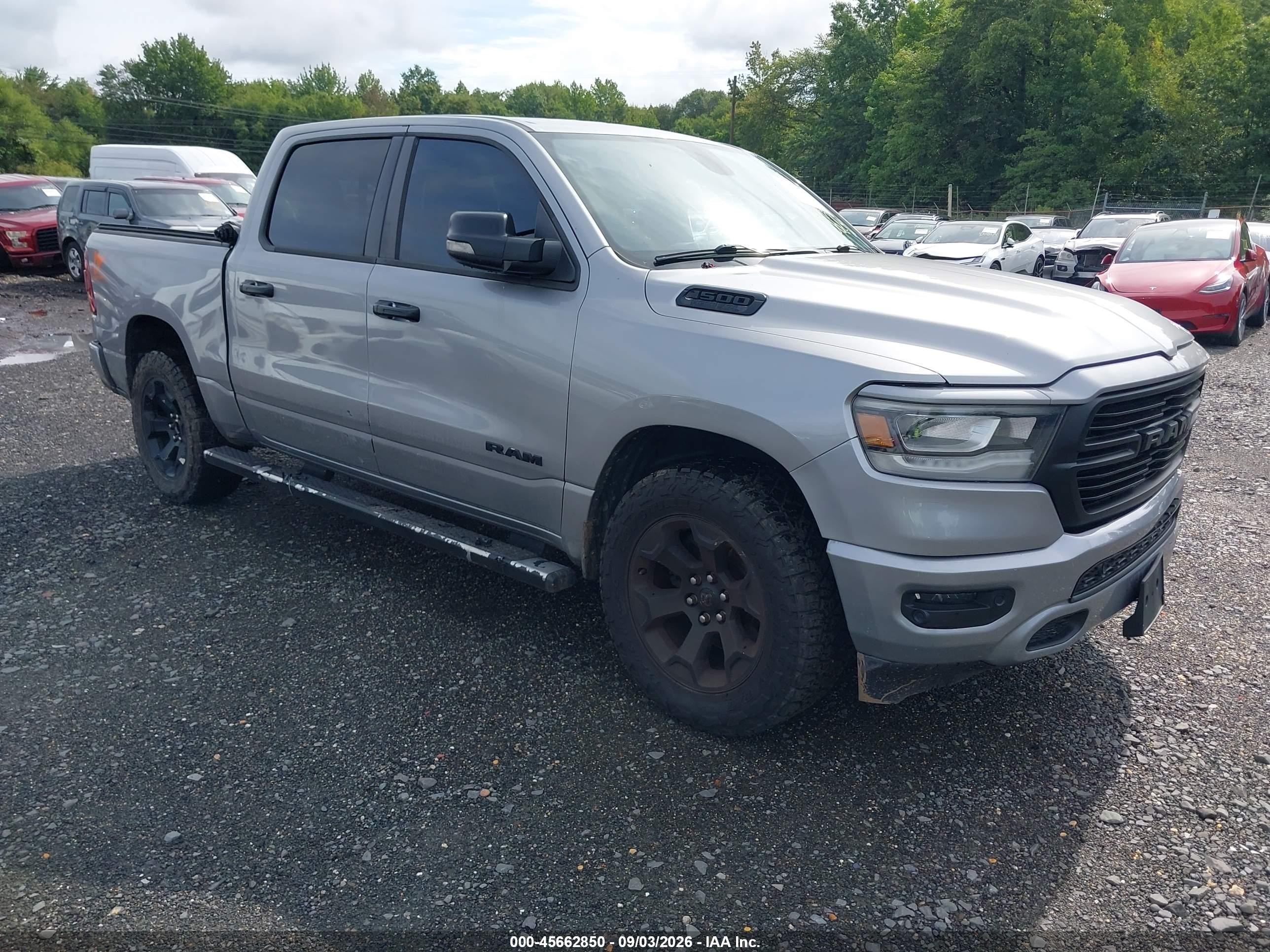 2019 Ram 1500 Big Horn/lone Star  4x4 5'7 Box Silver vin: 1C6SRFFT2KN511662