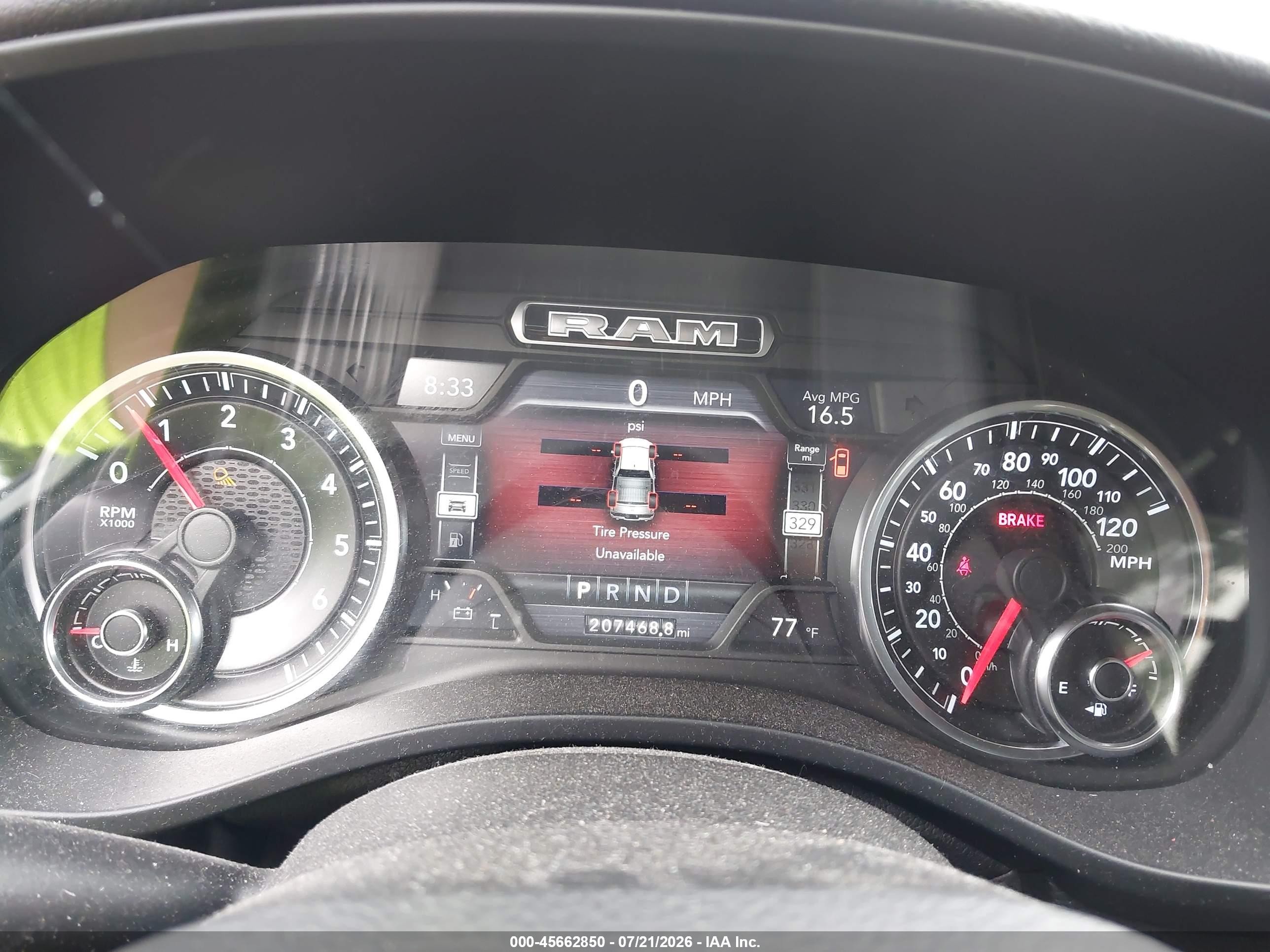 2019 Ram 1500 Big Horn/lone Star  4x4 5'7 Box Silver vin: 1C6SRFFT2KN511662