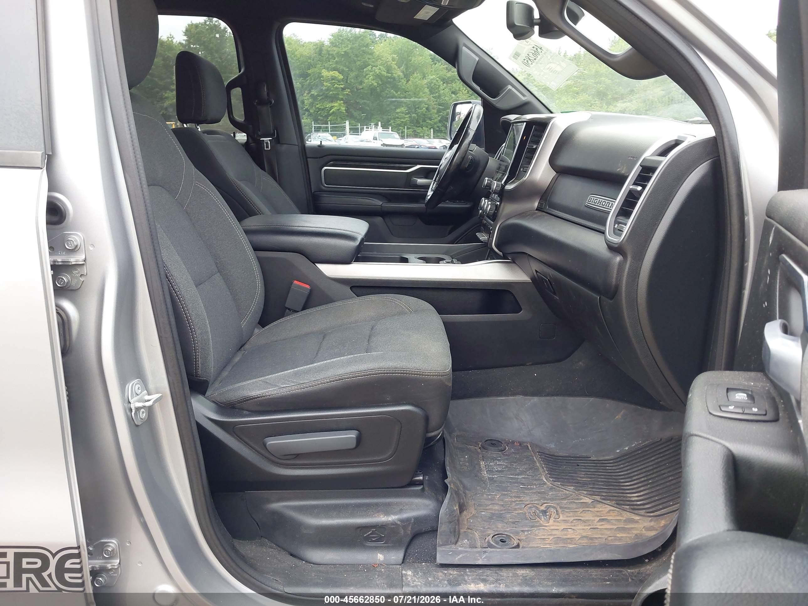2019 Ram 1500 Big Horn/lone Star  4x4 5'7 Box Silver vin: 1C6SRFFT2KN511662
