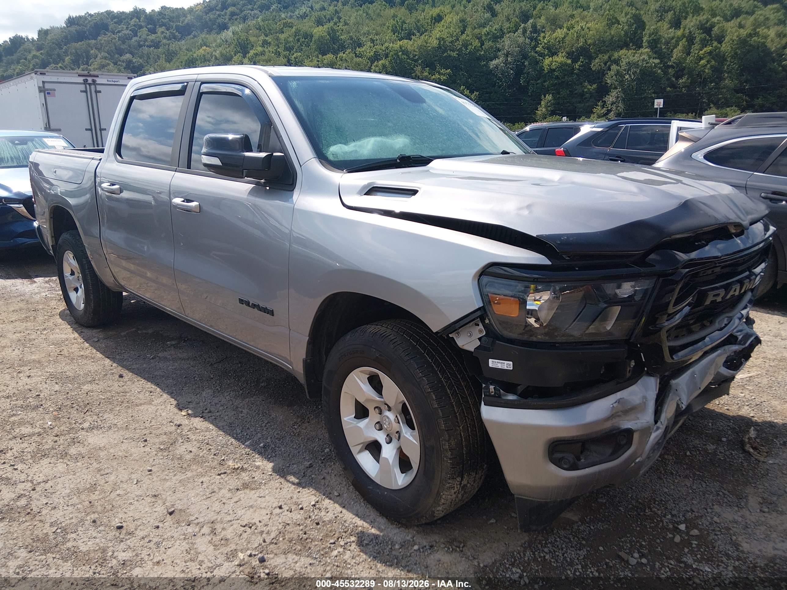 2021 Ram 1500 Big Horn  4x4 5'7 Box Серебряный vin: 1C6SRFFT2MN567023