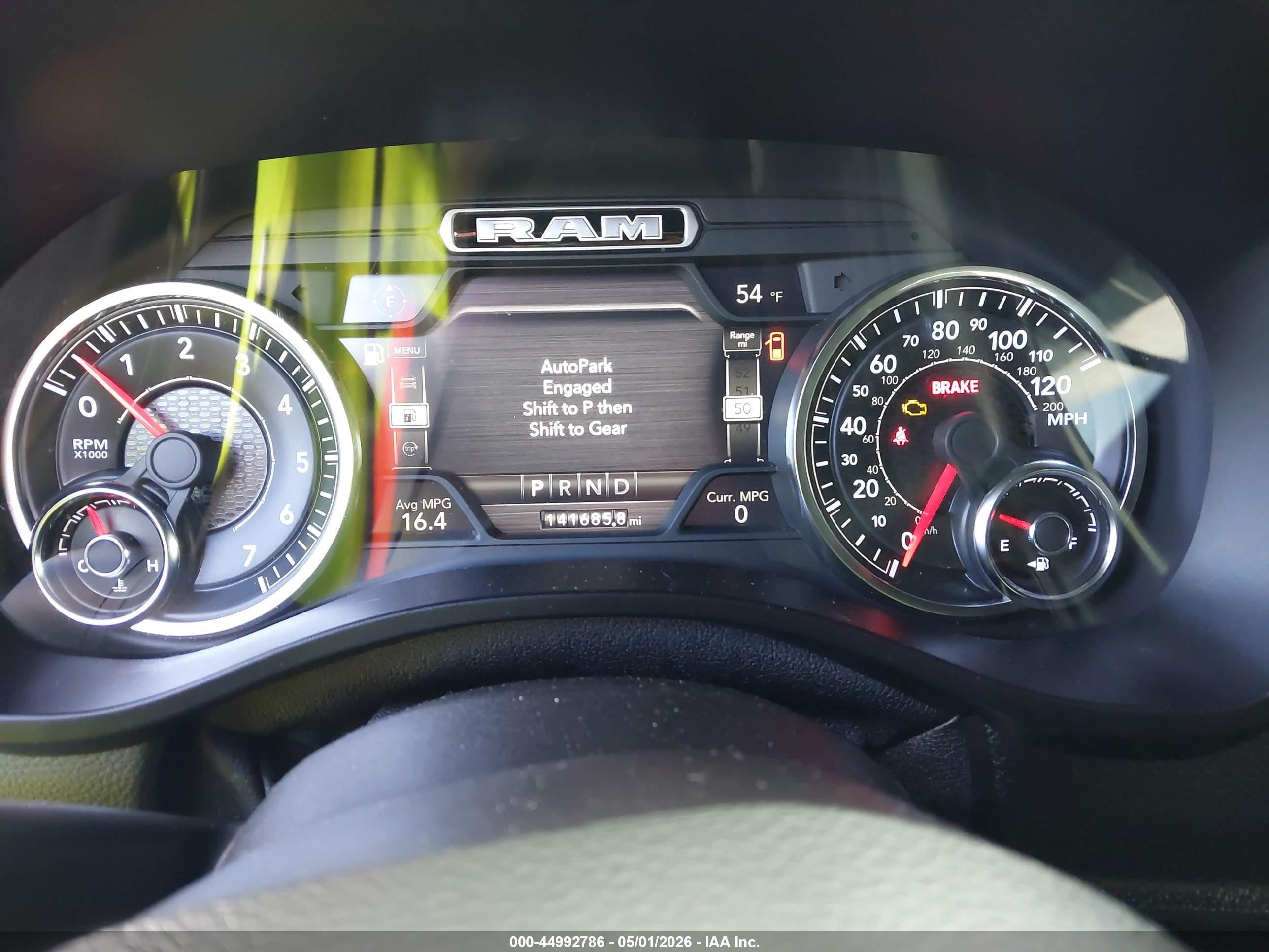 2019 Ram 1500 Big Horn/lone Star  4x4 5'7 Box Black vin: 1C6SRFFT3KN854755