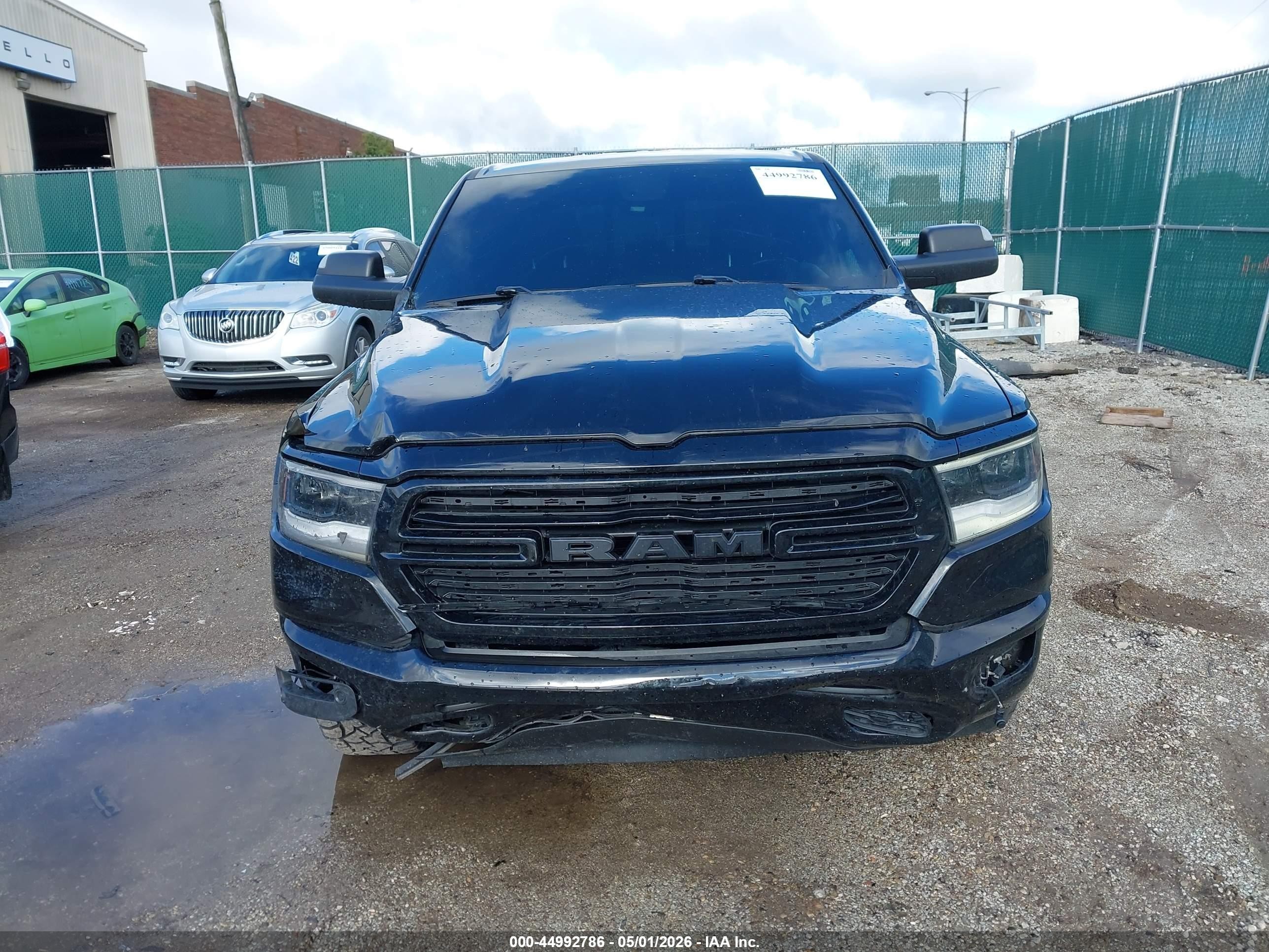 2019 Ram 1500 Big Horn/lone Star  4x4 5'7 Box Black vin: 1C6SRFFT3KN854755