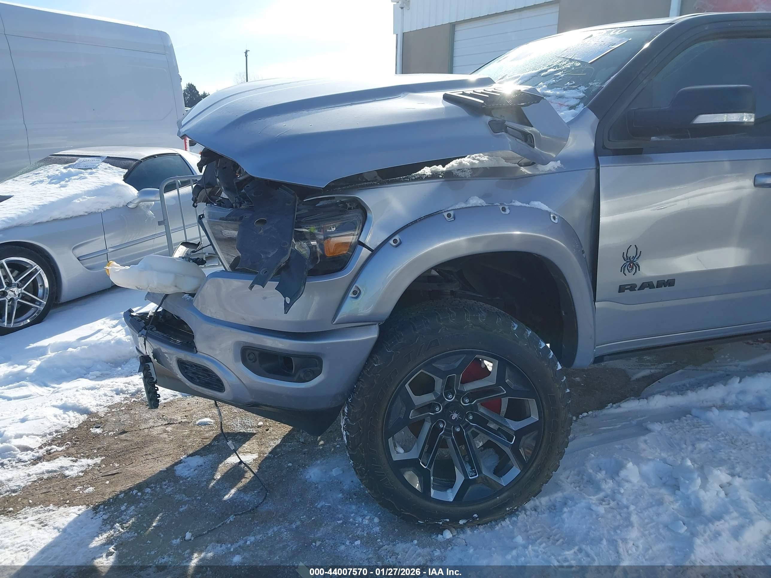 2022 Ram 1500   Silver vin: 1C6SRFFT3NN236548