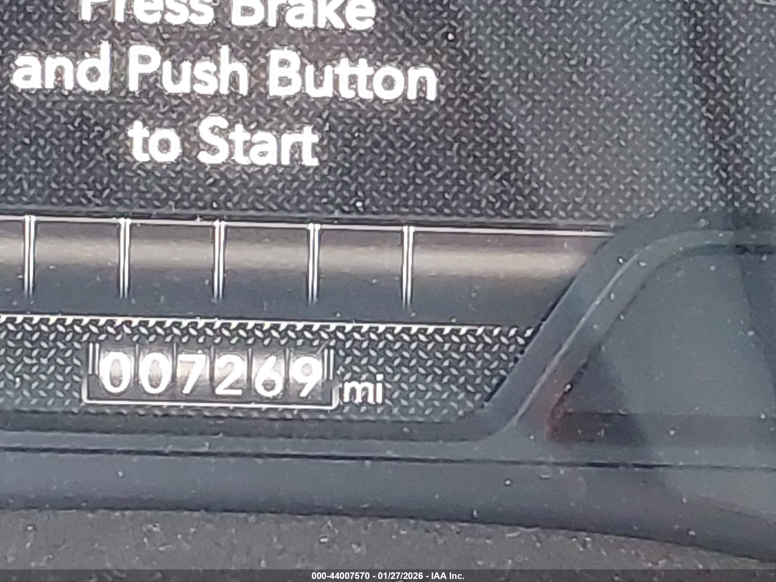 2022 Ram 1500   Silver vin: 1C6SRFFT3NN236548