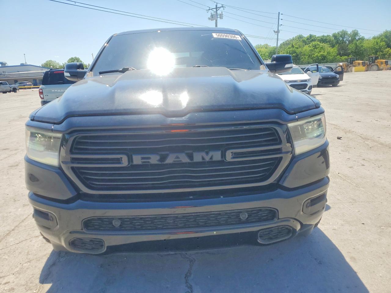 2021 Ram 1500 Черный vin: 1C6SRFFT4MN516722