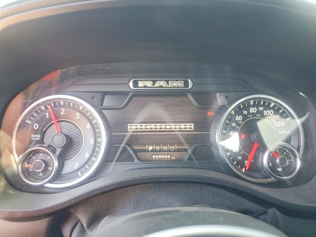 2021 Ram 1500 Черный vin: 1C6SRFFT4MN516722