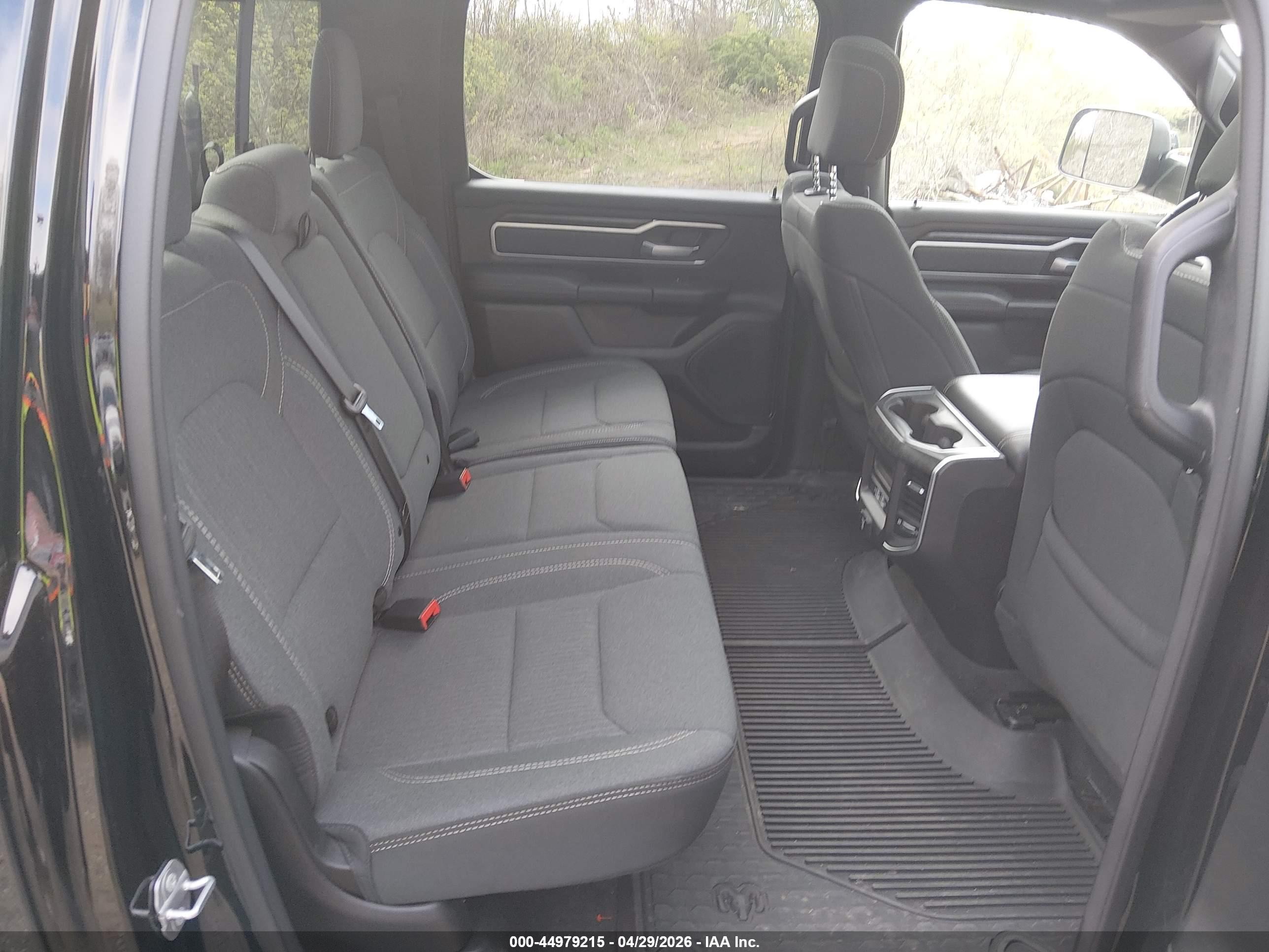 2022 Ram 1500 Big Horn  4x4 5'7 Box Black vin: 1C6SRFFT4NN172052